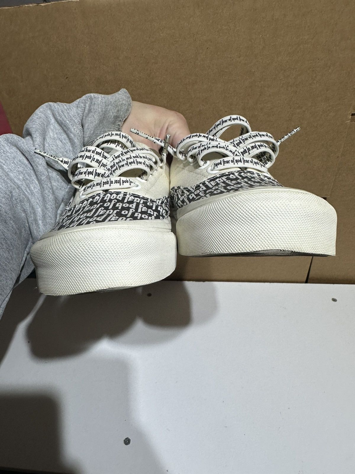 Fear of God × Vans Fear of God x Vans Era 95 DX White Black 1.0 Size US 7 / EU 40 - 6 Thumbnail