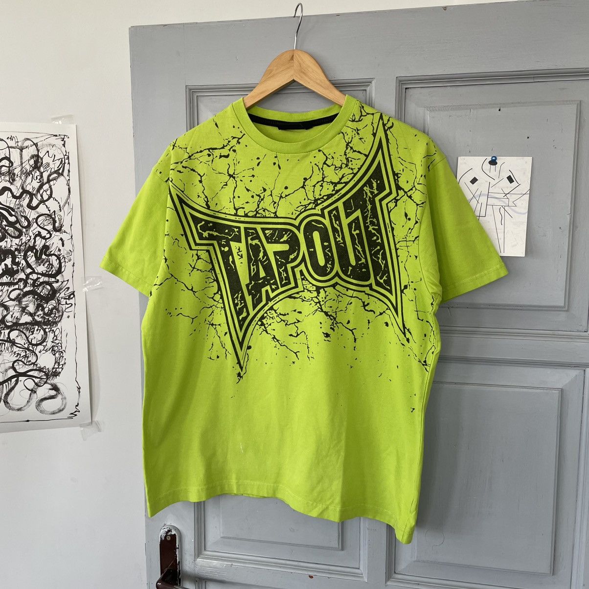 Tapout Tapout big print logo T-shirt neon green MMA Y2K Size US M / EU 48-50 / 2 - 2 Thumbnail