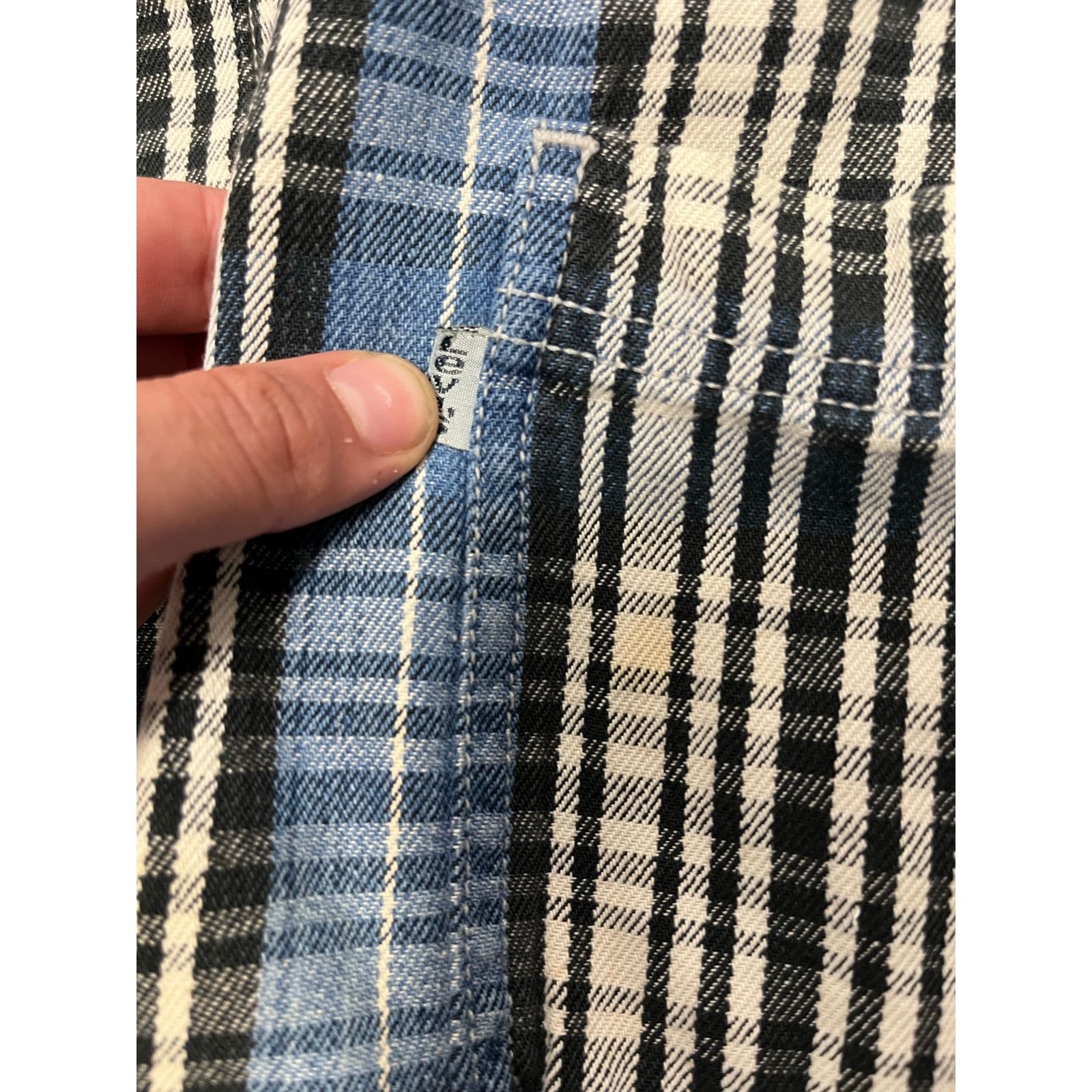 Levi's Vintage Levi's White Tab Long Sleeve Button Up Plaid Flannel Size US L / EU 52-54 / 3 - 5 Thumbnail