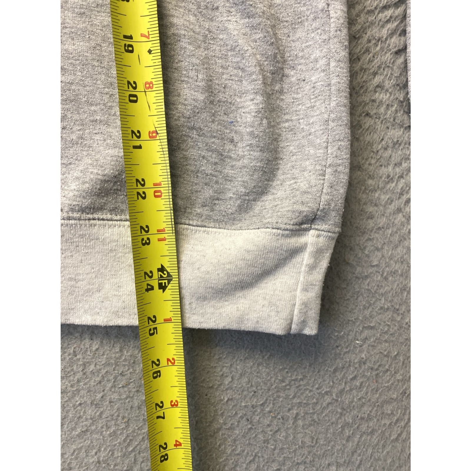 Champion Champion Sweatshirt Womens Gray Crewneck Pullover Big Logo Size Small Activewear Size S / US 4 / IT 40 - 5 Thumbnail