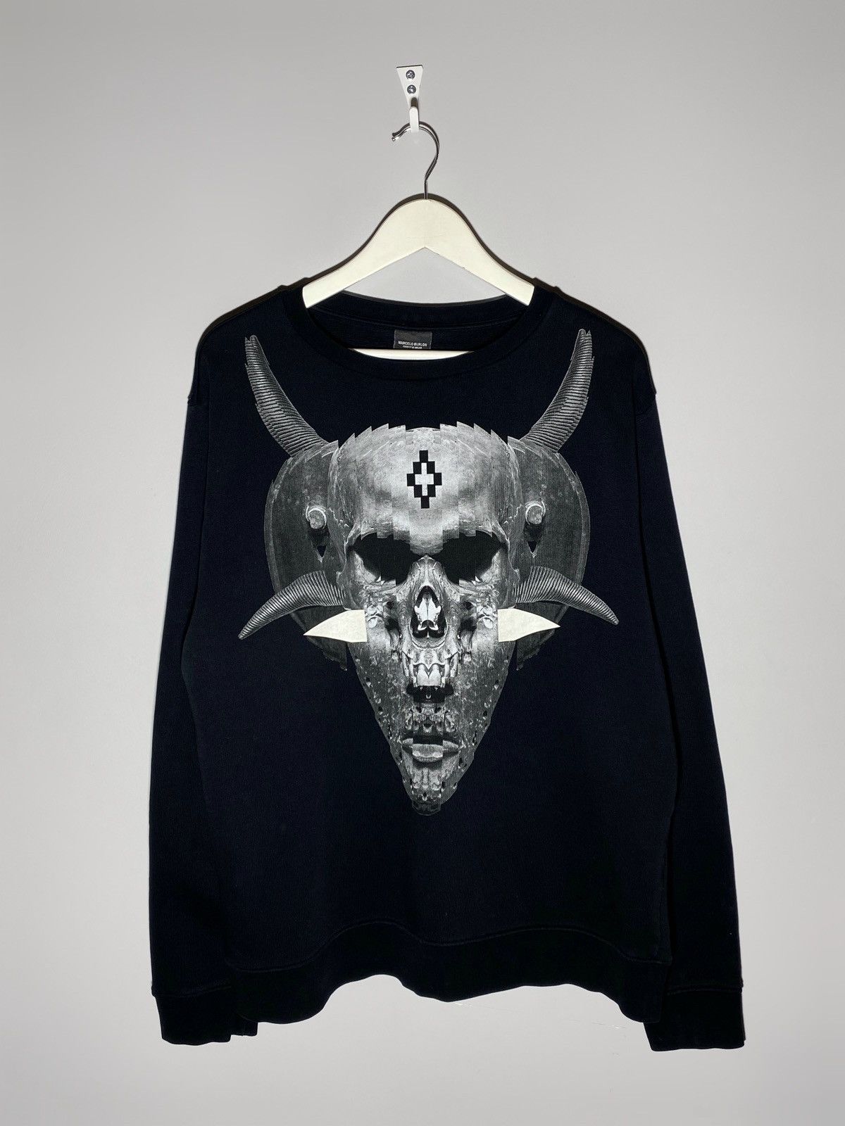Marcelo Burlon Marcelo Burlon authentic black skull logo print sweatshirt Size US XL / EU 56 / 4 - 1 Thumbnail