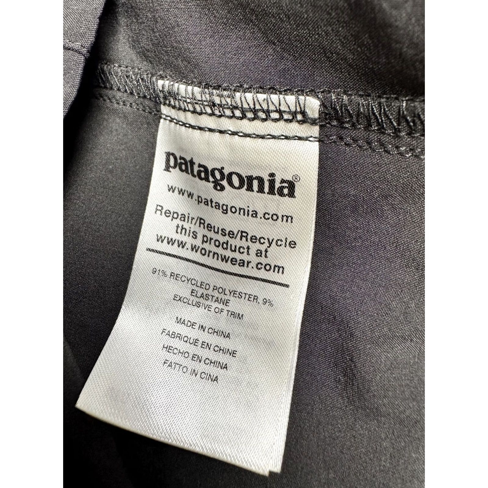 Patagonia Patagonia Women's Black Sleeveless Dress Size S Drawstring Cargo Pocket Mini Casual Activewear Size S / US 4 / IT 40 - 5 Thumbnail