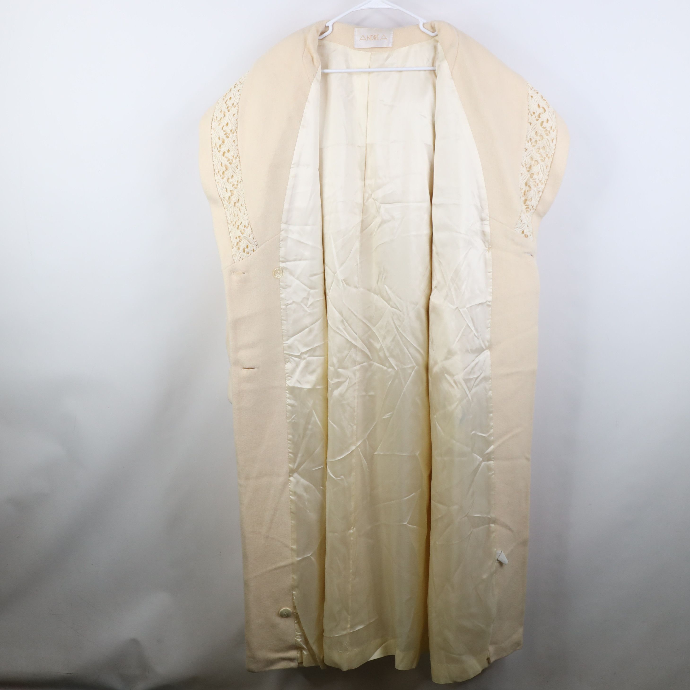 Vintage Vintage 90s Streetwear Lace Shawl Overcoat Jacket Cream USA Size XXL / US 16-18 / IT 52-54 - 9 Thumbnail