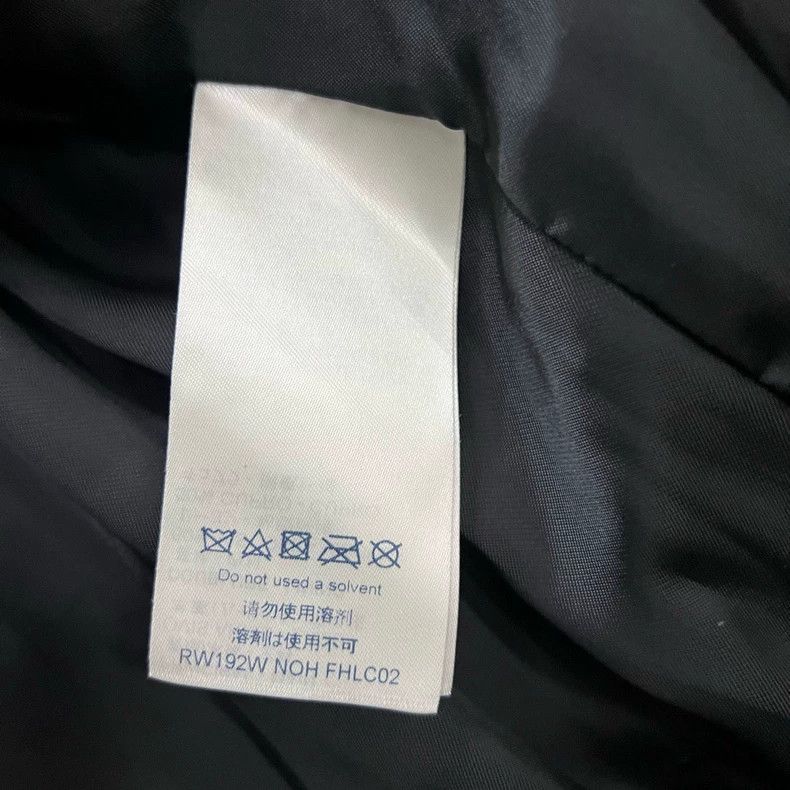 Louis Vuitton Louis Vuitton size 36 Embossed logo leather jacket 2501-Nex Size XS / US 0-2 / IT 36-38 - 3 Thumbnail