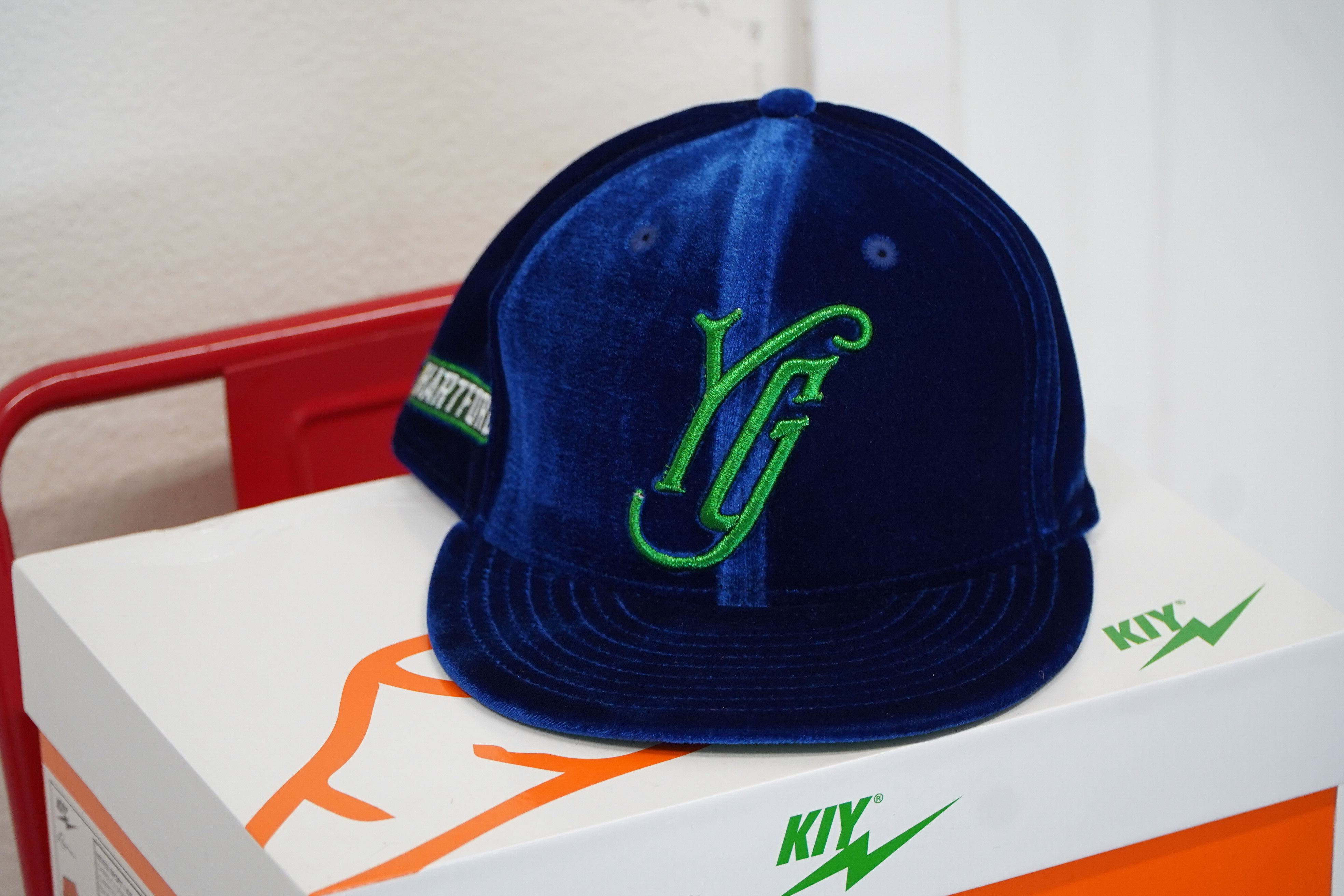 Velour Hartford YardGoats