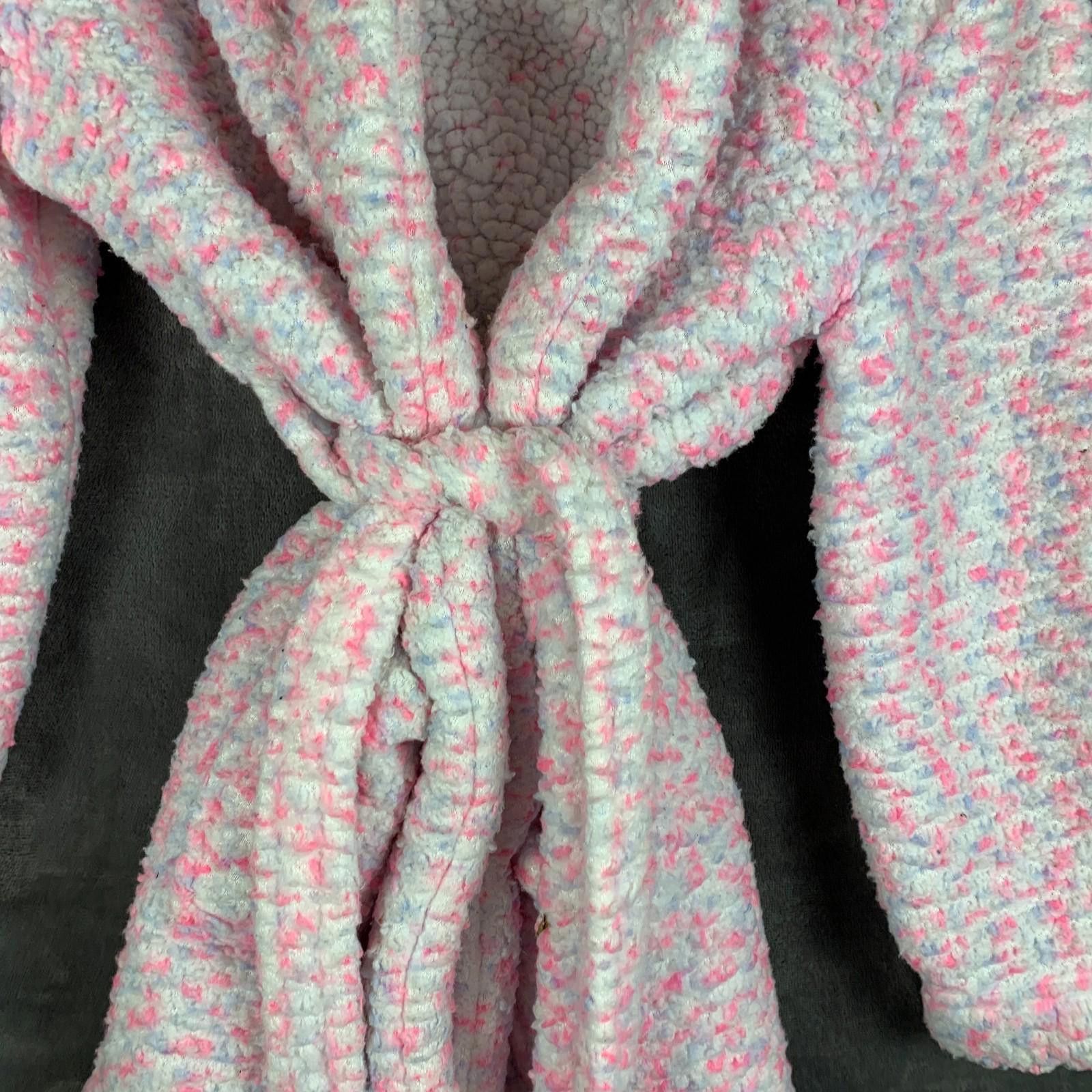 Designer More than Magic Girls Pink Robe w/ Waist Tie Sz. M 7/8 (357) Size ONE SIZE - 4 Thumbnail