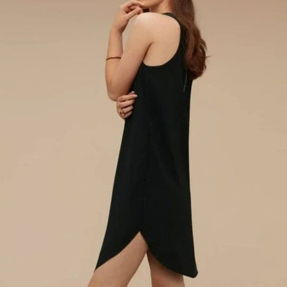 Other Wilfred Black Sleeveless Shift Dress Size M Size M / US 6-8 / IT 42-44 - 1 Thumbnail