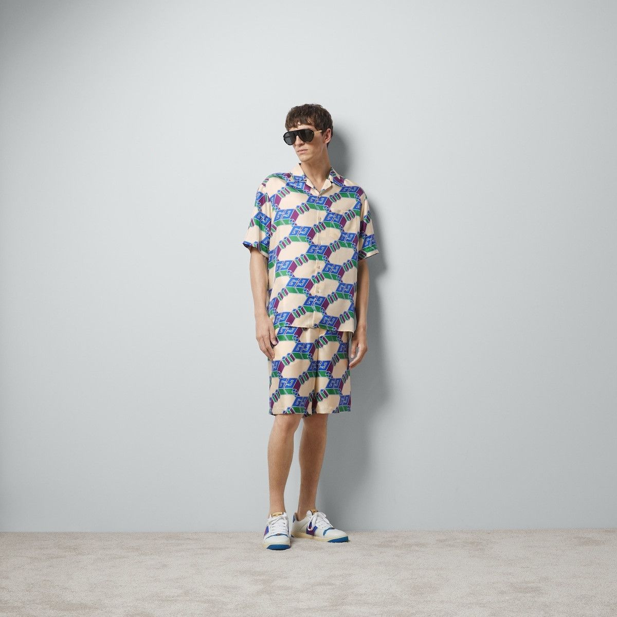 Gucci o1mt1gz0325 3D GG Print Silk Shirt in Multicolor Size US S / EU 44-46 / 1 - 3 Thumbnail