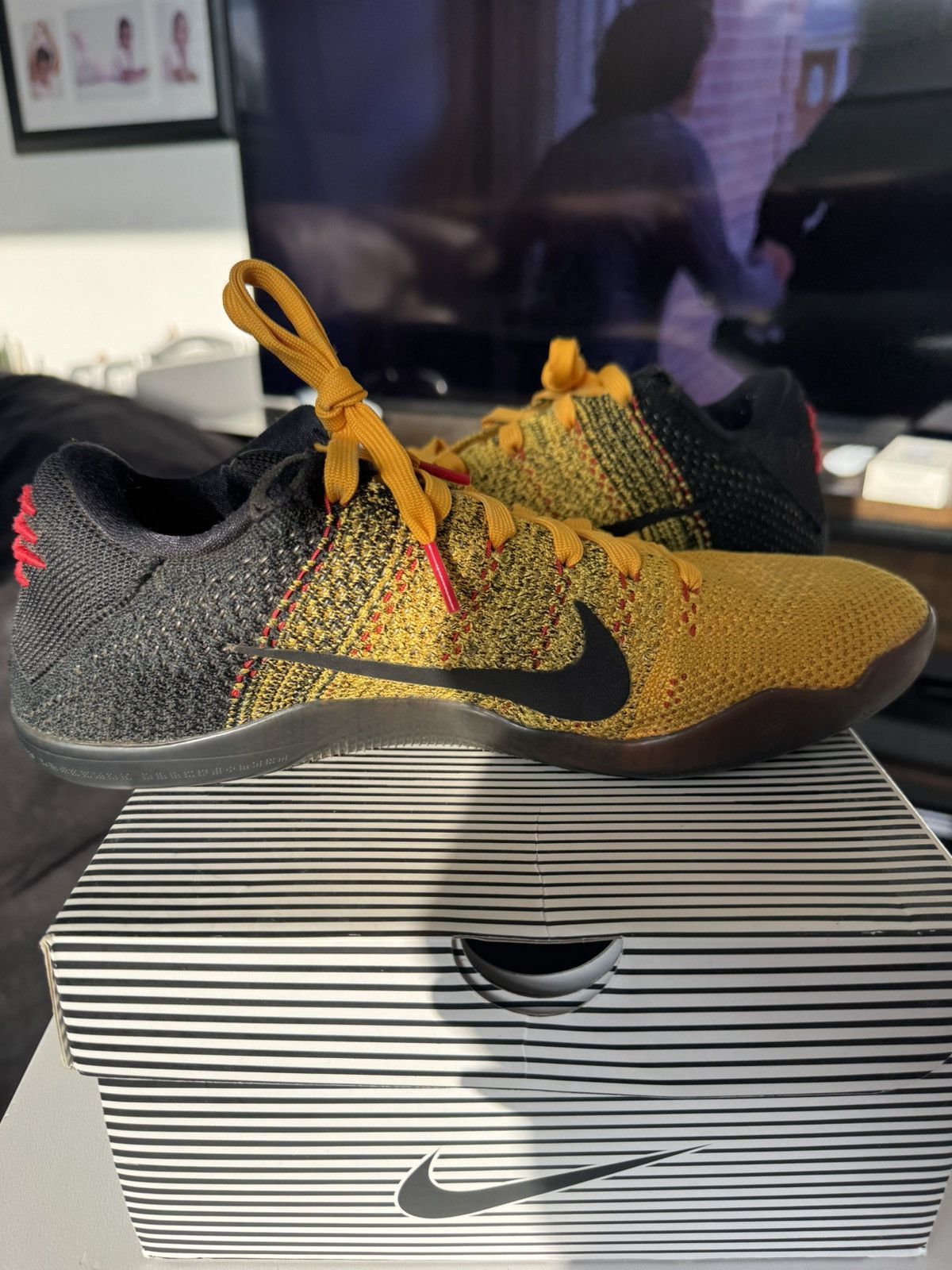 Nike Nike Kobe XI Elite Low Bruce Lee Yellow Basketball Shoes Size US 10 / EU 43 - 5 Thumbnail