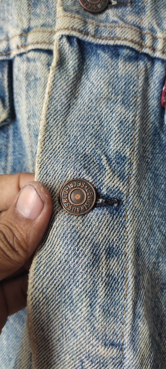 Levi's VINTAGE LEVIS SMALL E DENIM JACKET MADE IN USA Size US S / EU 44-46 / 1 - 16 Thumbnail