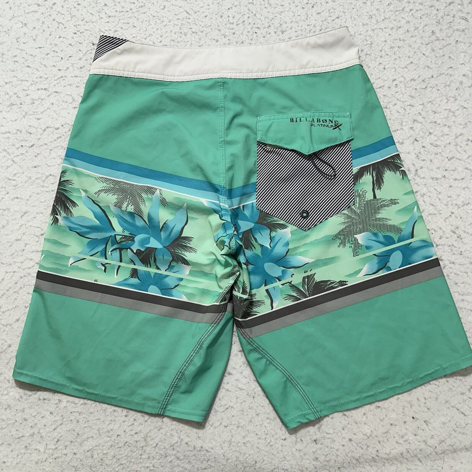 Billabong Billabong Platinum 28 Mint Green Palm Tree Swim Trunks Size US 28 / EU 44 - 8 Thumbnail