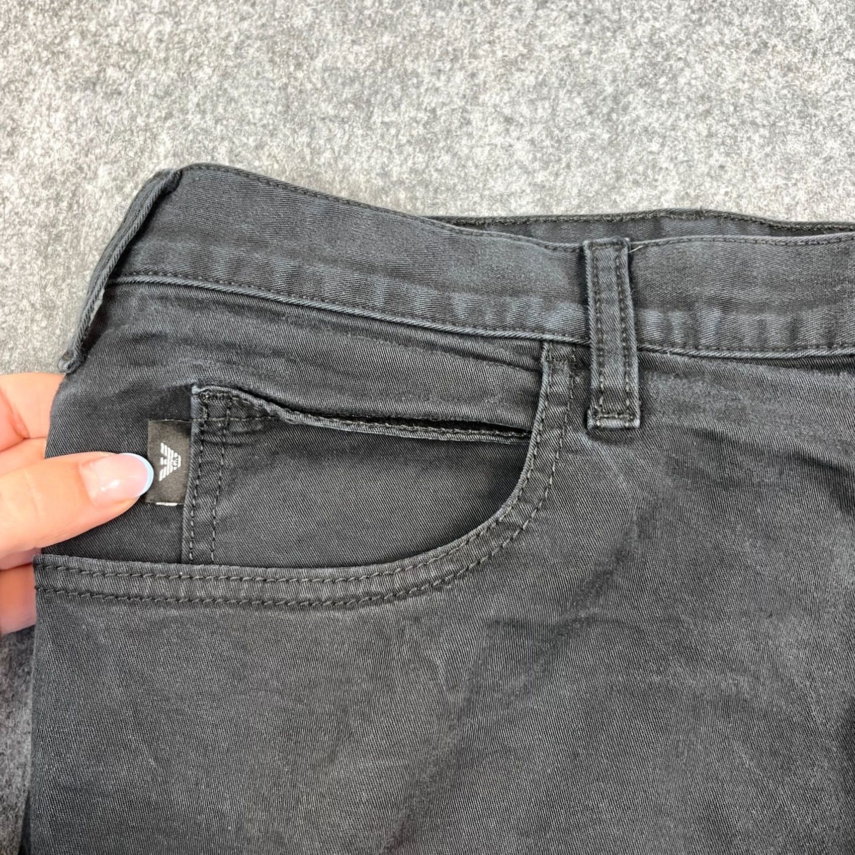 Emporio Armani Emporio Armani Jeans Tapered Mens 36 32 Lightweight Charcoal Grey 5-Pocket Denim Regular Rise Mid Grey Jeans Mens Size US 36 / EU 52 - 7 Thumbnail