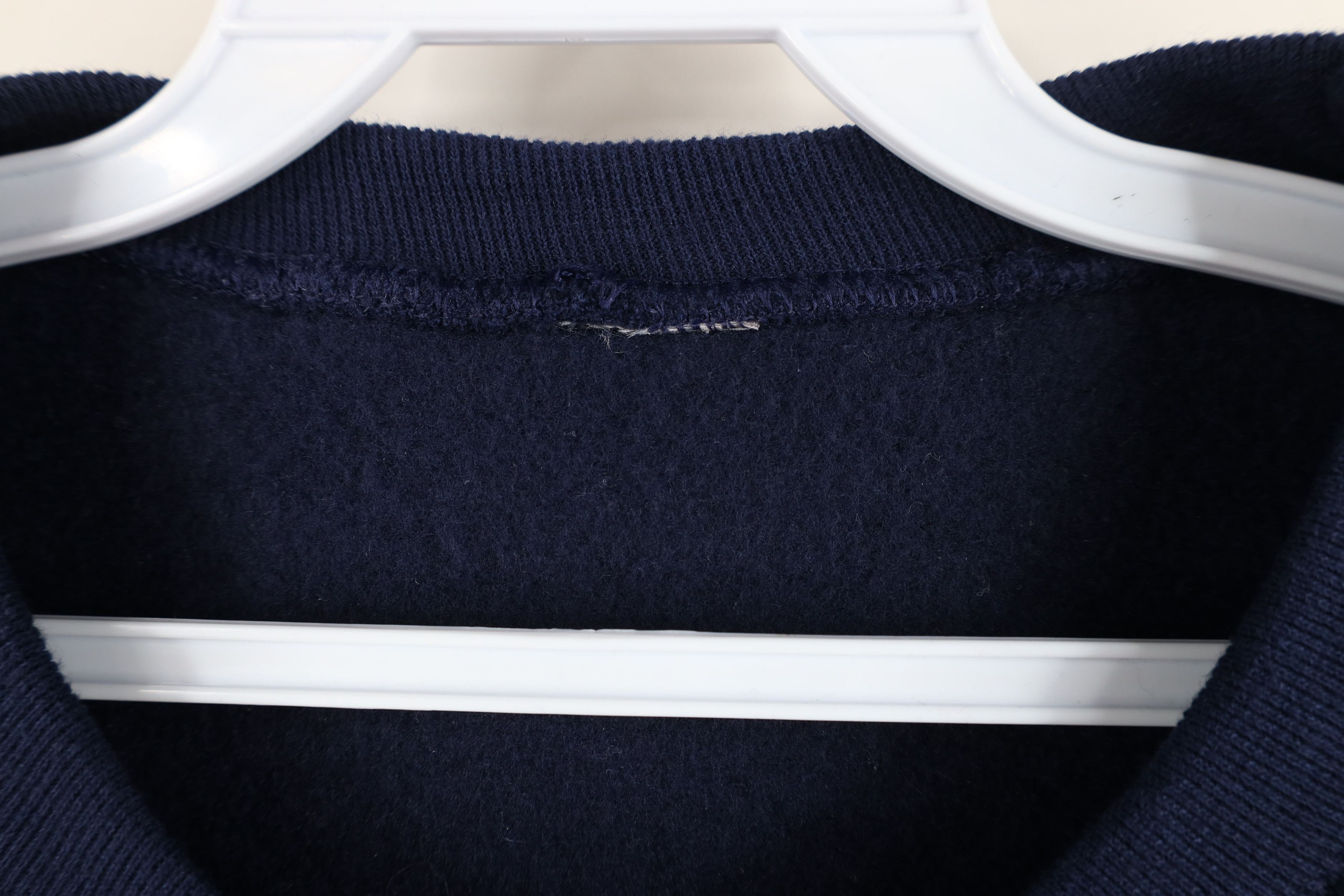Russell Athletic Vintage 90s Russell Athletic Crewneck Sweatshirt Navy Blue Size US L / EU 52-54 / 3 - 8 Thumbnail