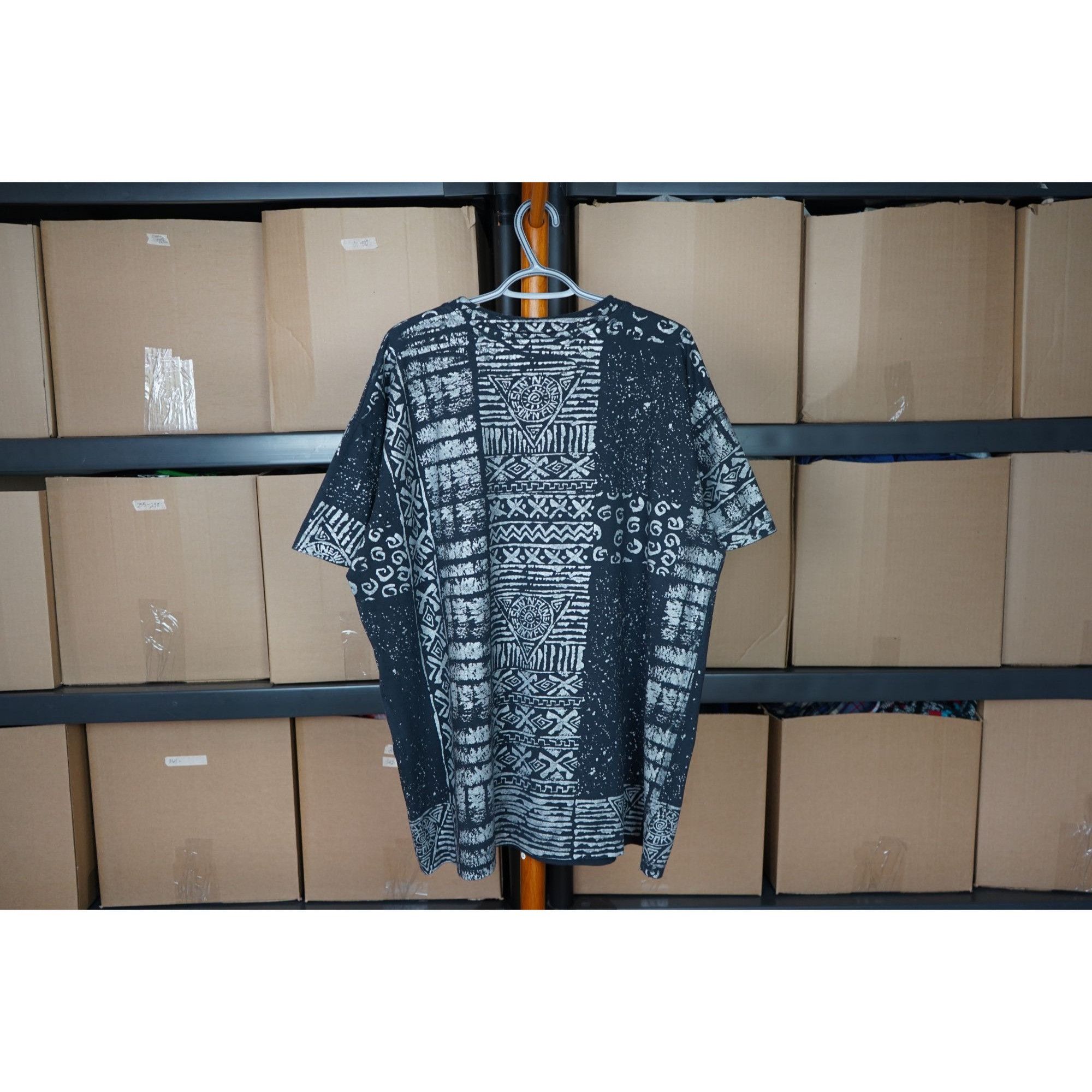 Vintage 90s Sun 'N' Fun Geometric Vintage Tshirt XXL #389 Size US XXL / EU 58 / 5 - 2 Thumbnail