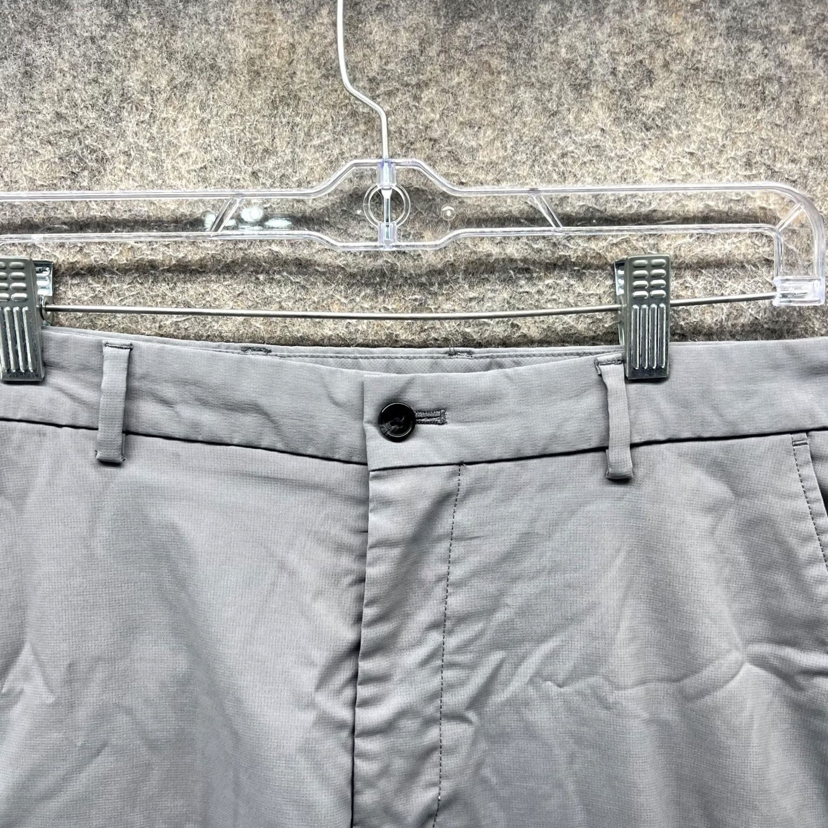Vintage Greg Norman Shorts Mens 34 Gray Golf Chino Stretch Performance Flat Front Casual Pants Mens Adjusted for Golf Size US 34 / EU 50 - 6 Thumbnail
