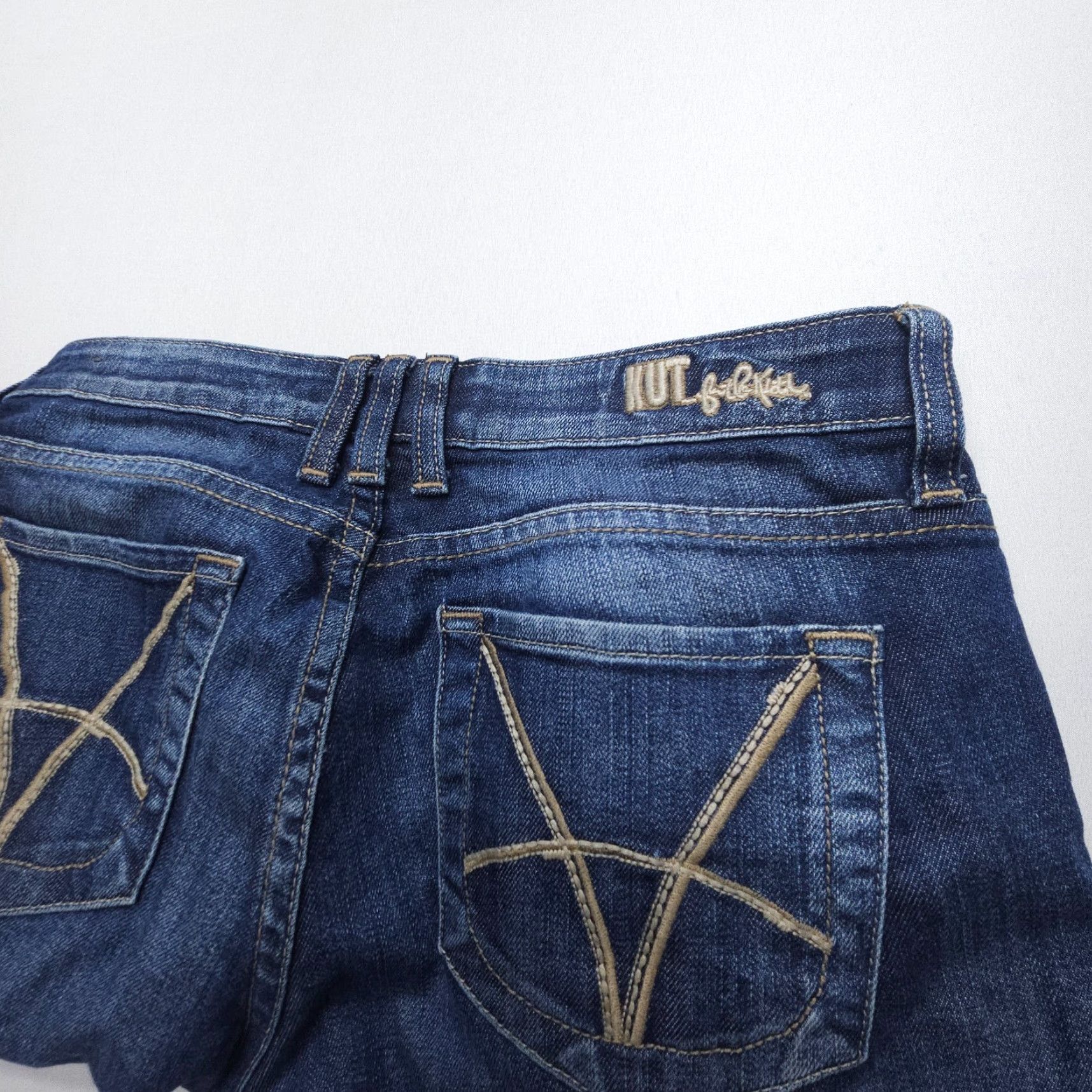 Vintage VINTAGE Kut from the Kloth Catherine Boyfriend Jeans Womens 2 Regular Dark Blue Denim 5-Pocket Size 26" / US 2 / IT 38 - 6 Thumbnail