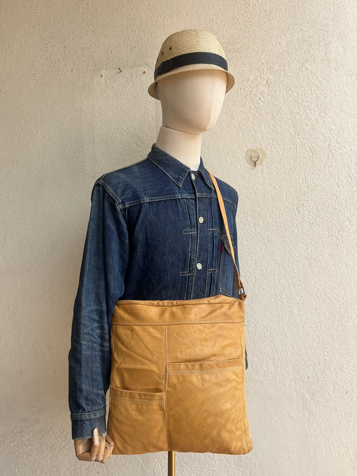 Leather Vintage DEL CONTE Muddy Stains Fade Patina Leather Bag Size ONE SIZE - 4 Thumbnail