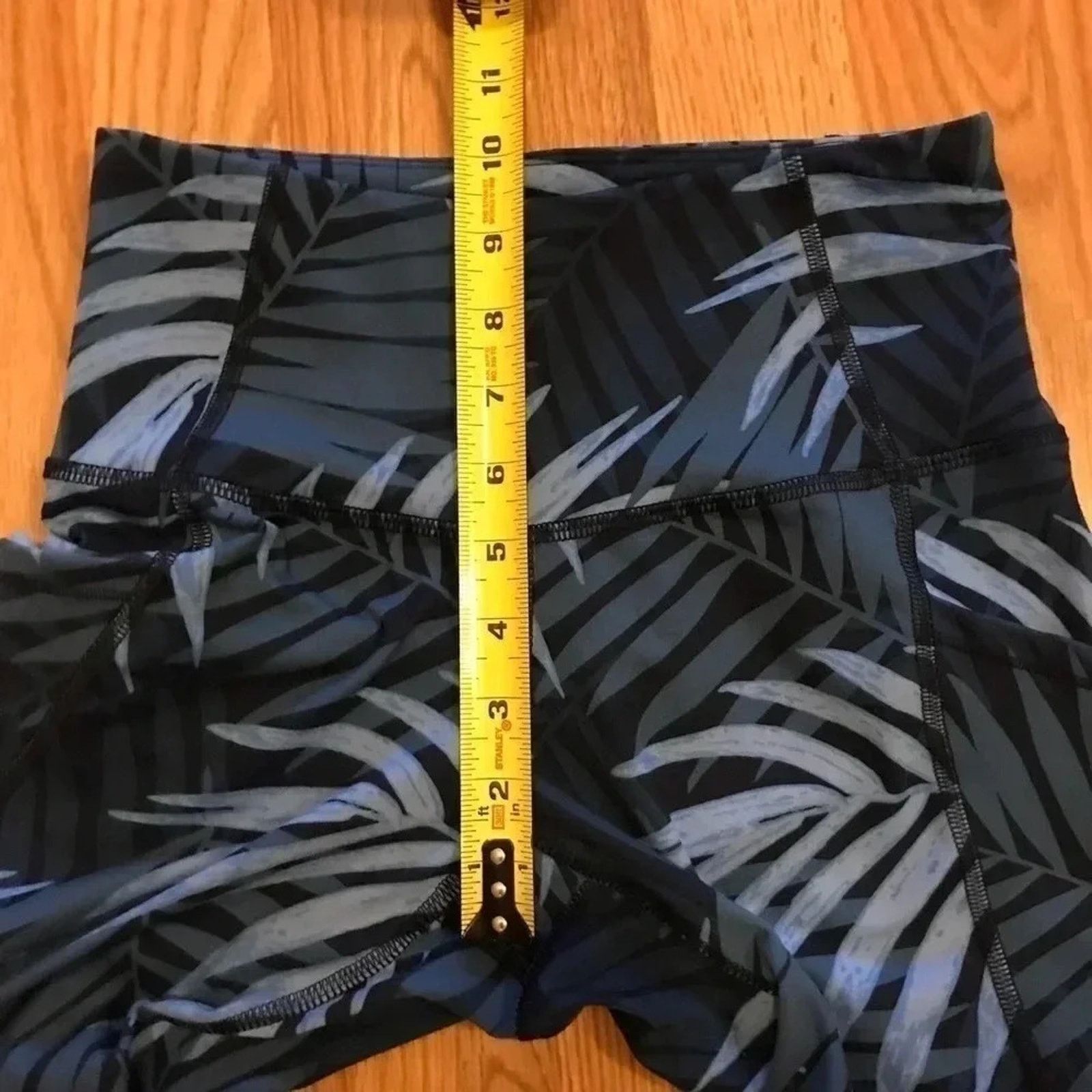 Old Navy Old Navy Active Go Dry Palm Leaf Cropped Mesh Leggings Sz S Size 26" / US 2 / IT 38 - 7 Thumbnail