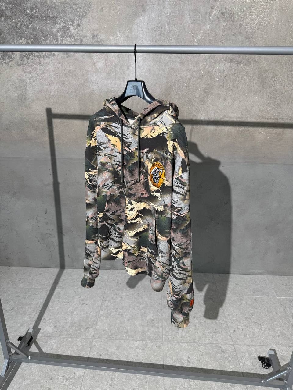Heron Preston Heron Preston Camo Flaming Hoodie Size US L / EU 52-54 / 3 - 2 Thumbnail