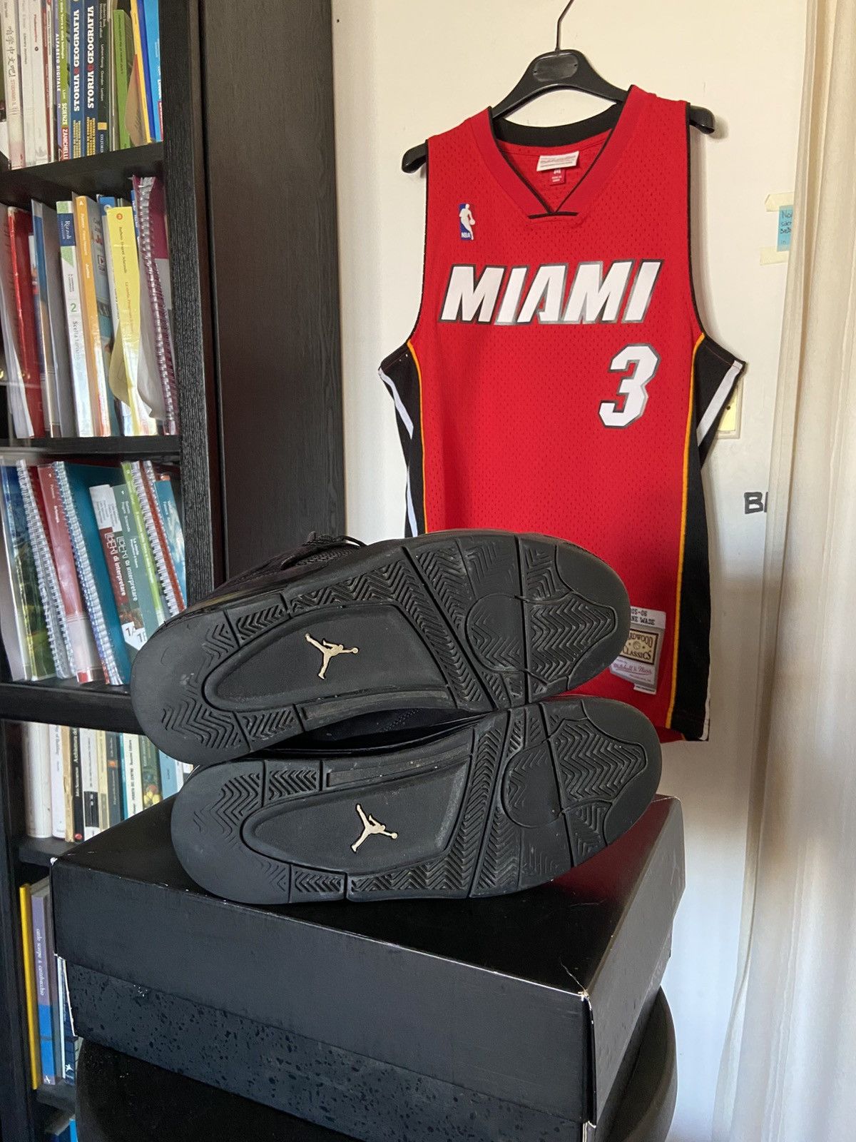 Jordan Brand Jordan 4 Black Cat (2020) Size US 8.5 / EU 41-42 - 6 Thumbnail