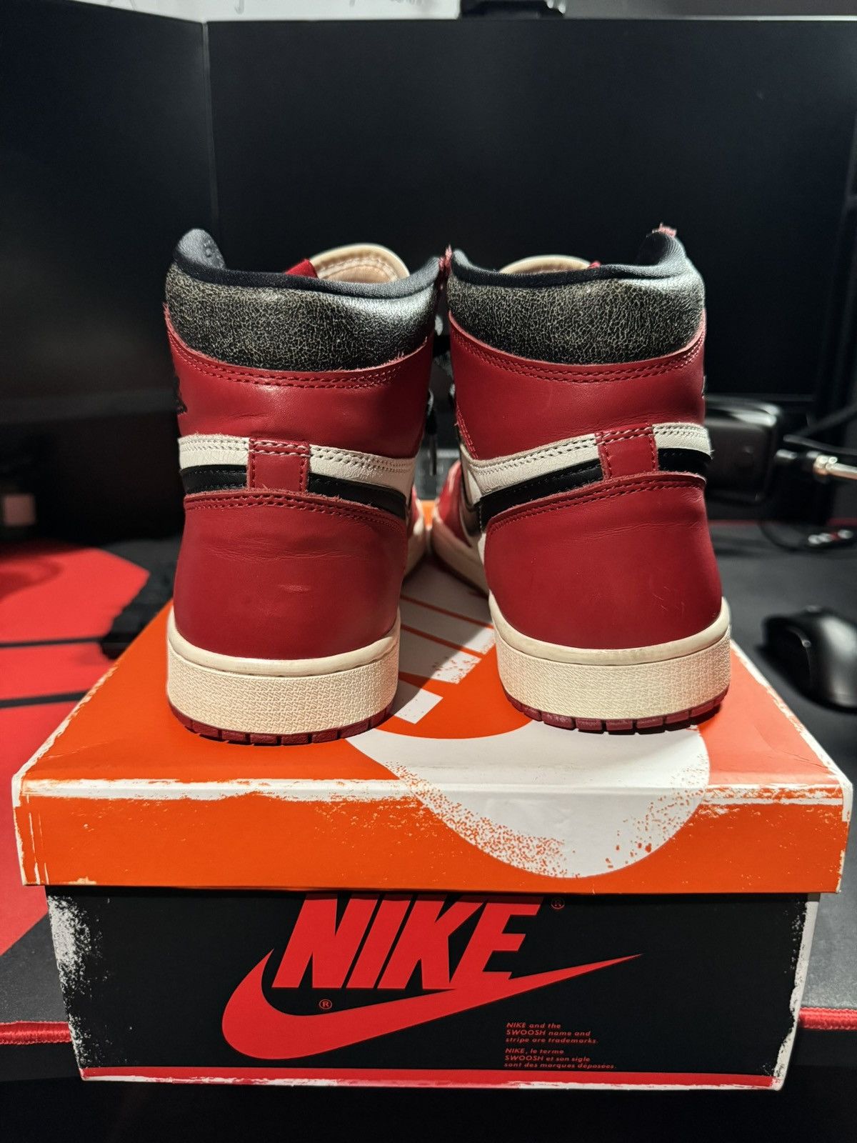 Jordan Brand Jordan 1 Lost in Found Size US 9.5 / EU 42-43 - 5 Thumbnail