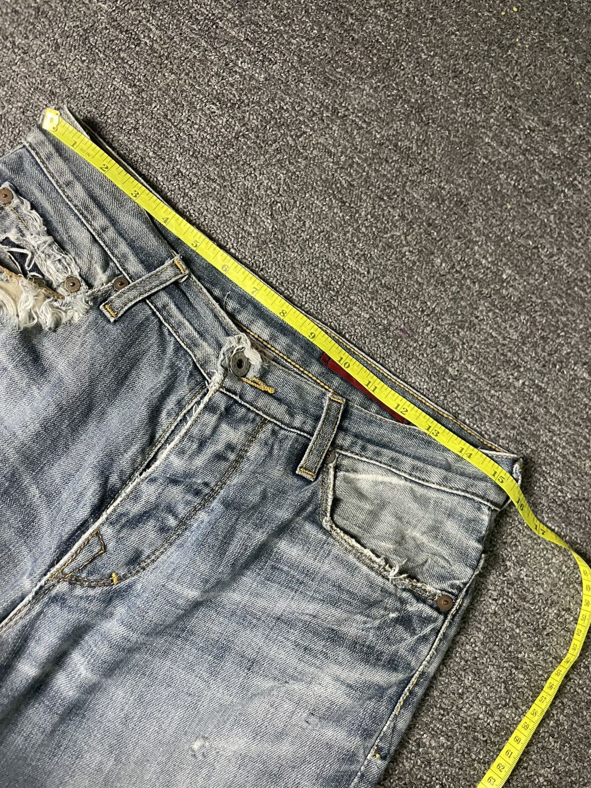 Banana Republic × Vintage BANANA REPUBLIC Ripped Straight Cut Jeans (83) Size US 29 - 12 Thumbnail