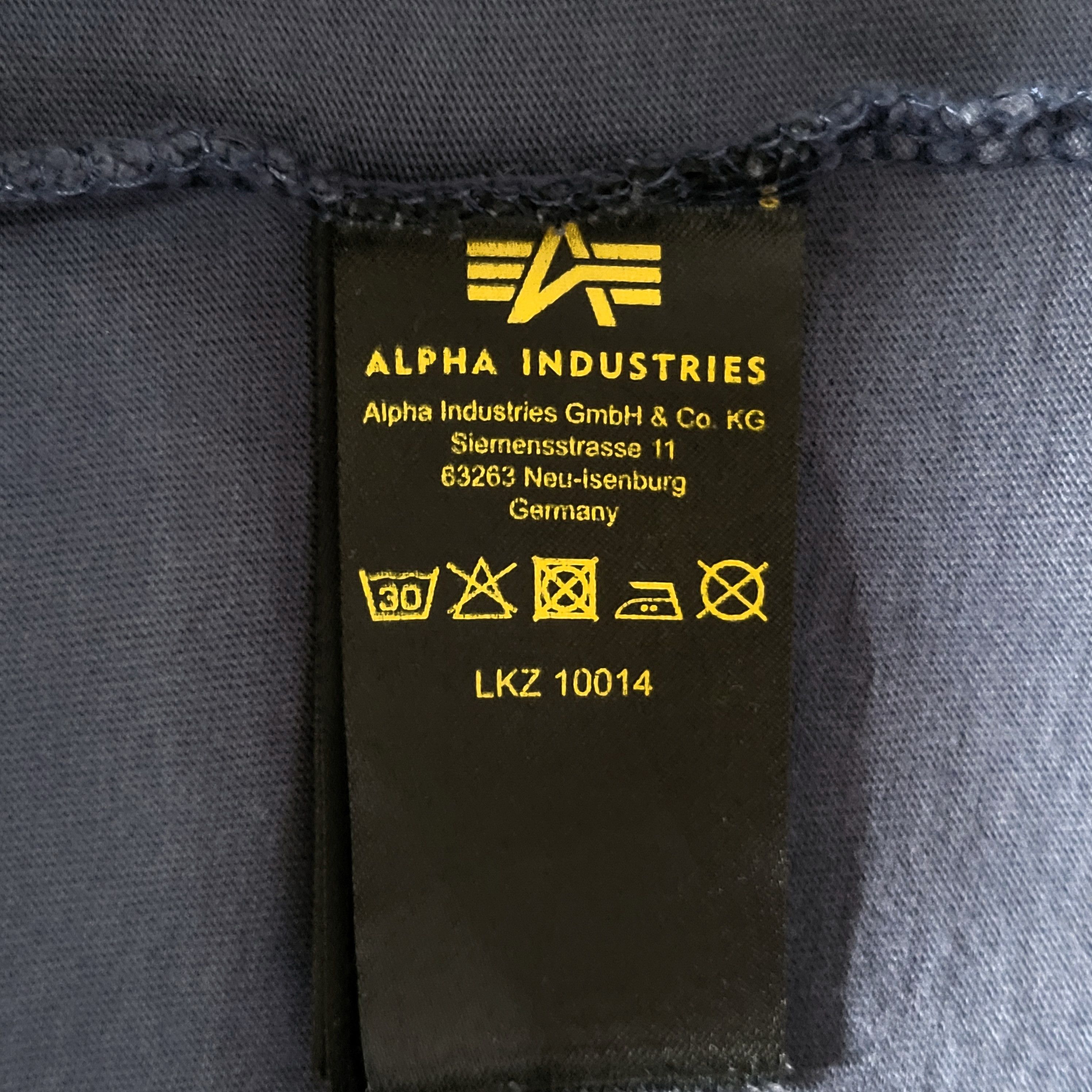Alpha Industries × Vintage Alpha Industries T-Shirt Streetwear Vintage size M Size US M / EU 48-50 / 2 - 6 Thumbnail