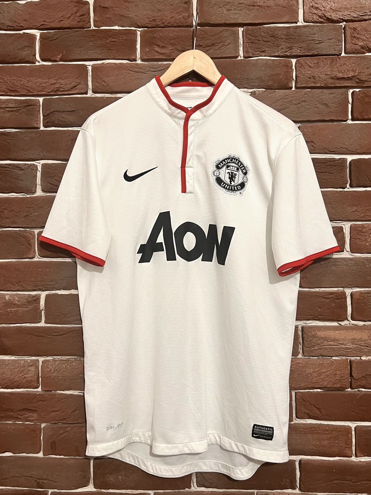 Nike Rare Y2K Manchester United #7 Sandoy Nike Football Jersey Size US M / EU 48-50 / 2 - 1 Thumbnail