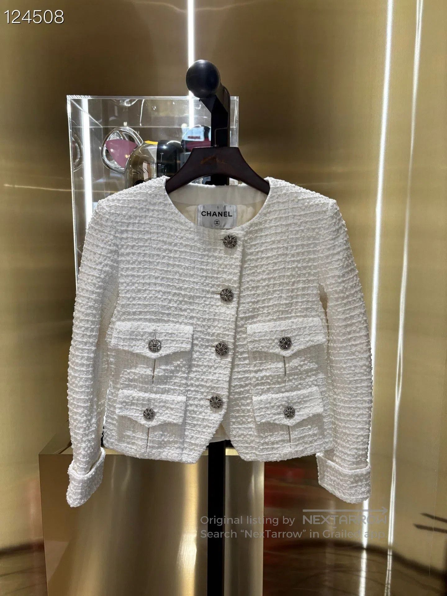 Chanel Chanel Spring 22 White Tweed Jacket. Size XXS / US 00 / IT 34 - 1 Thumbnail