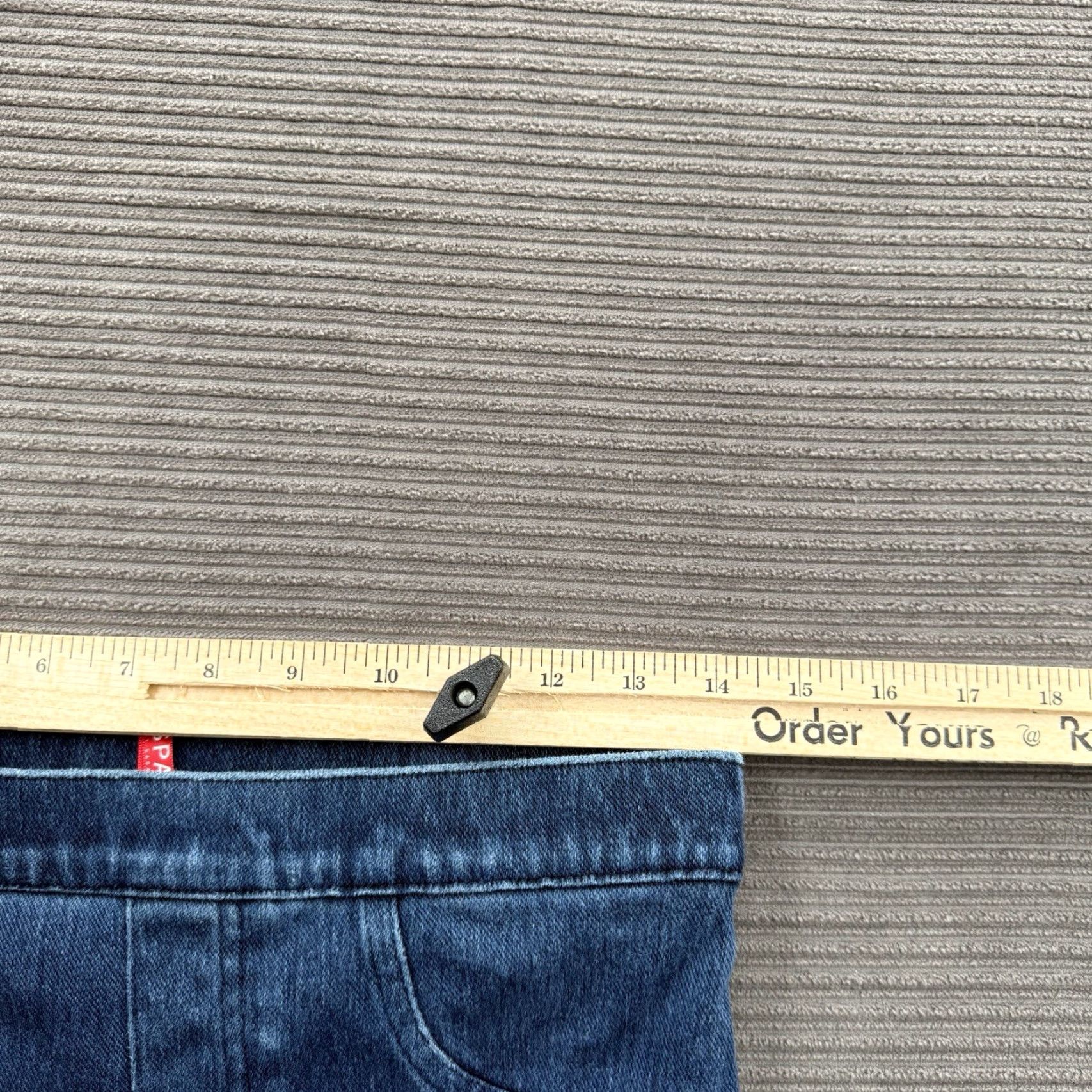Spanx Spanx Pull On Jeans Women Medium Blue Cotton Denim Regular Inseam 27 in Ankle Comfort Size 32" / US 10 / IT 46 - 5 Thumbnail