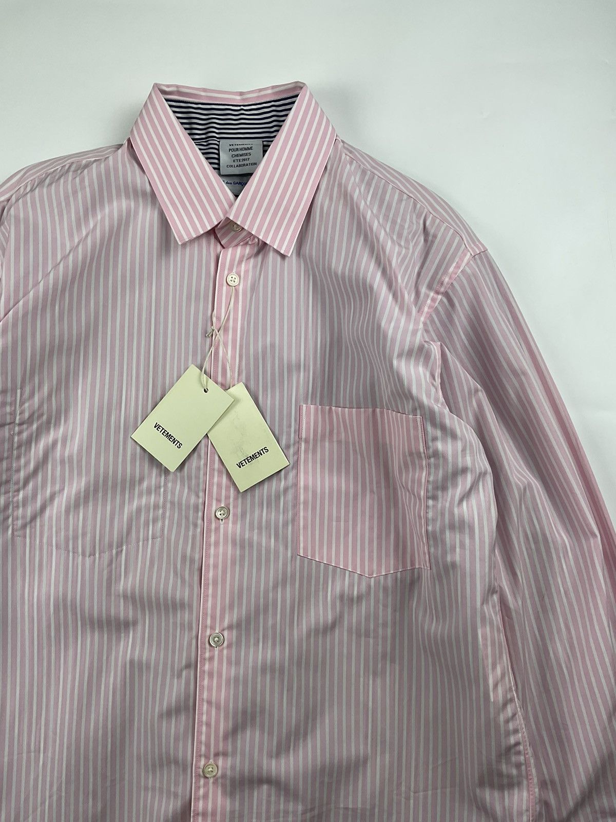 Comme des Garcons Vetements x CDG S/S'17 Double Layered Reversible Shirt Size US S / EU 44-46 / 1 - 7 Thumbnail