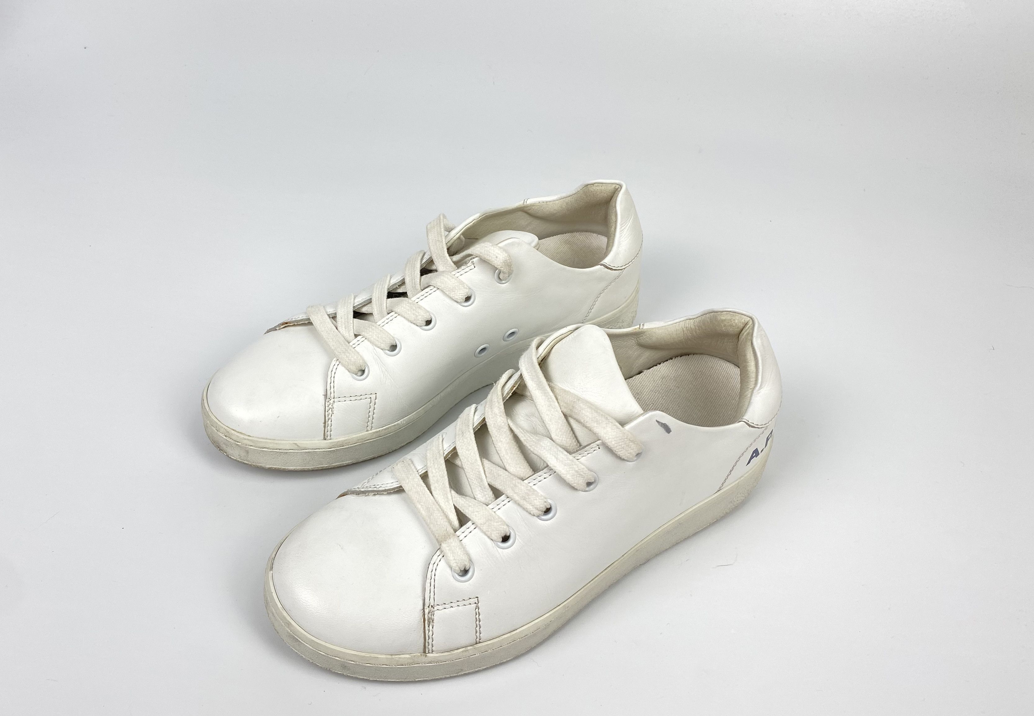 A.P.C. A.P.C. Leather White Sneaker Size US 7 / EU 40 - 3 Thumbnail