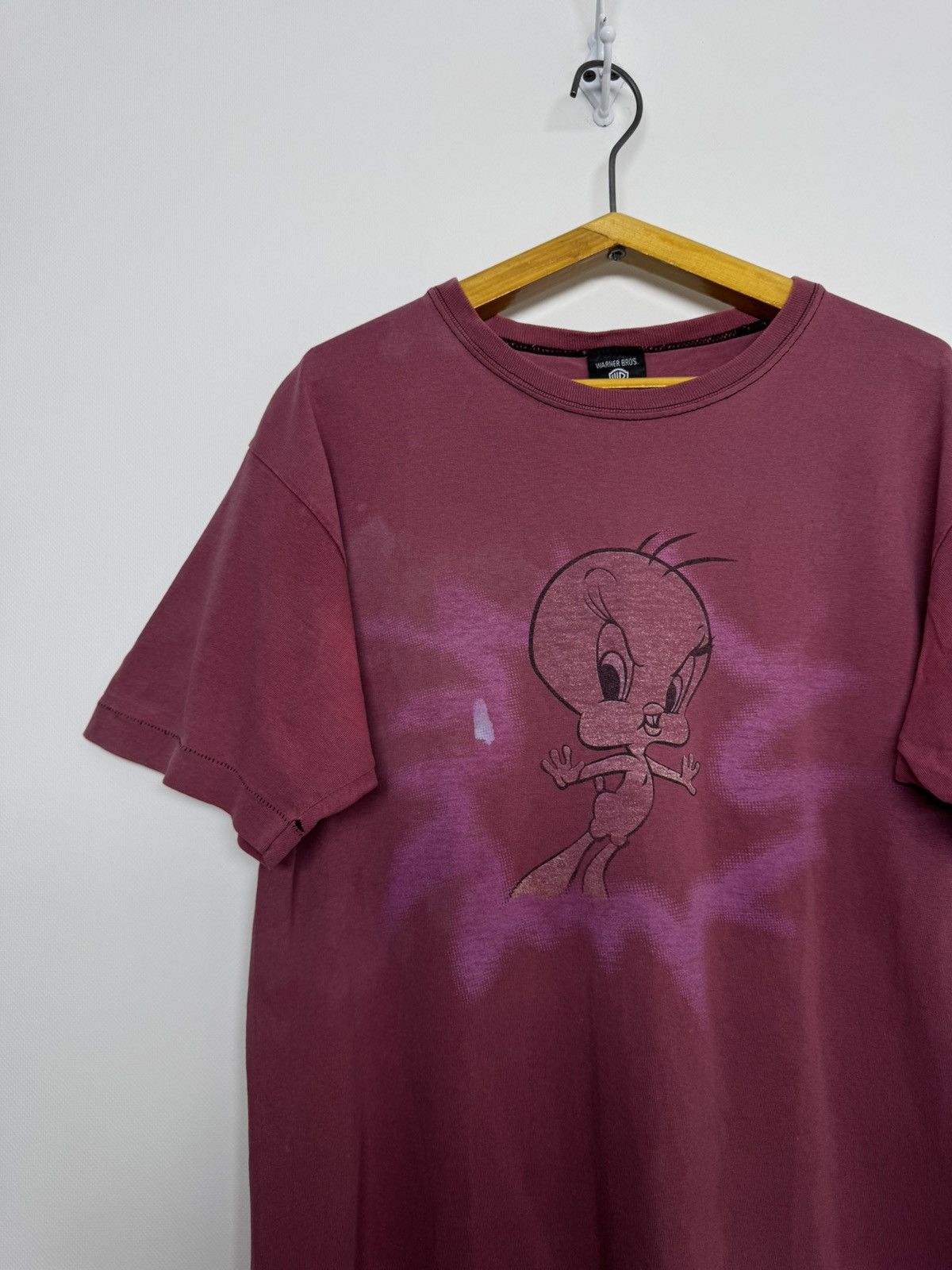 Warner Bros Vintage 1996 Warner Bros tweety tee shirt Size US M / EU 48-50 / 2 - 8 Thumbnail