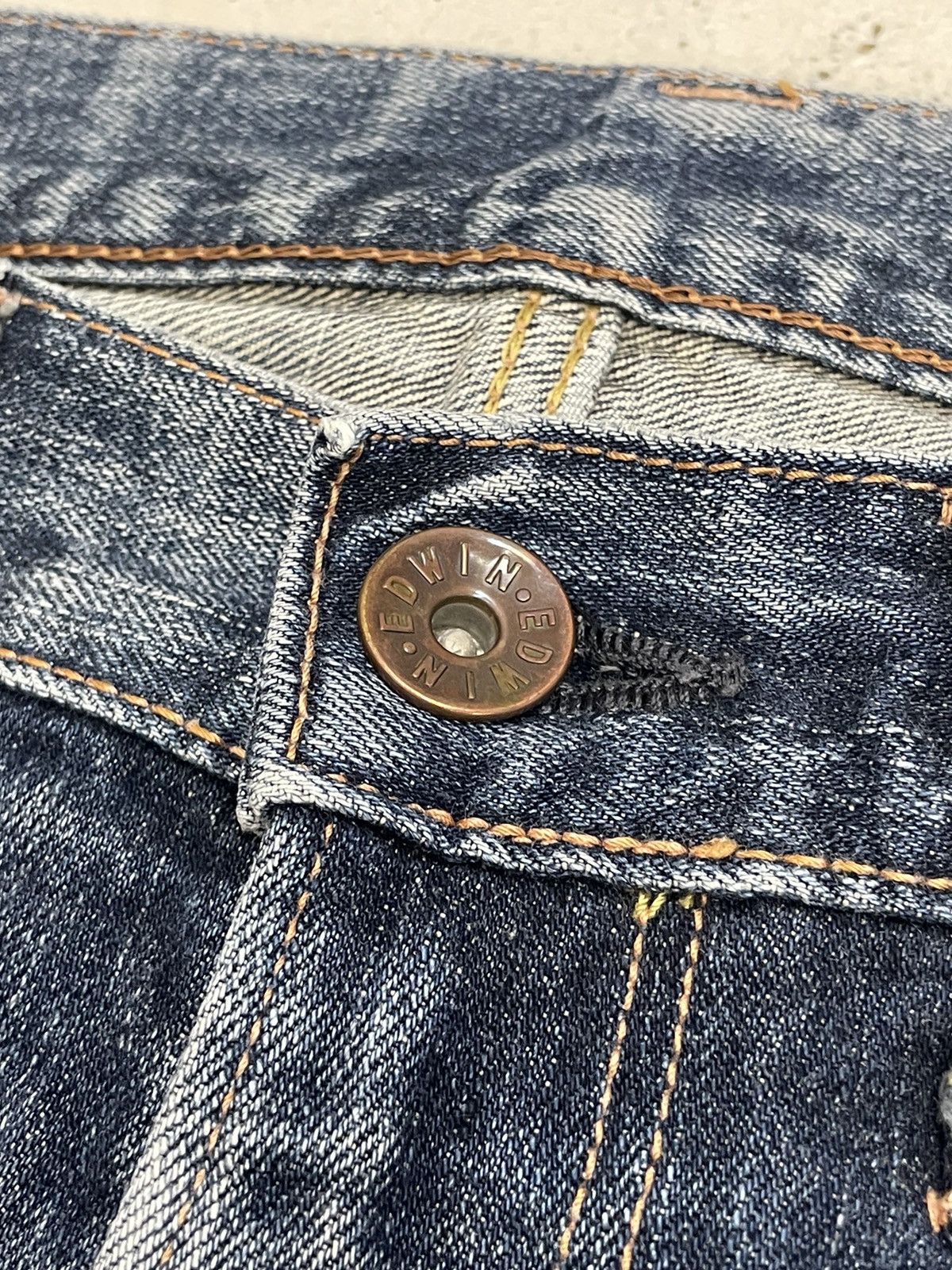 Edwin Edwin 505 Selvedge Buckle Back Whisker Distress Denim A13 Size US 32 / EU 48 - 9 Thumbnail