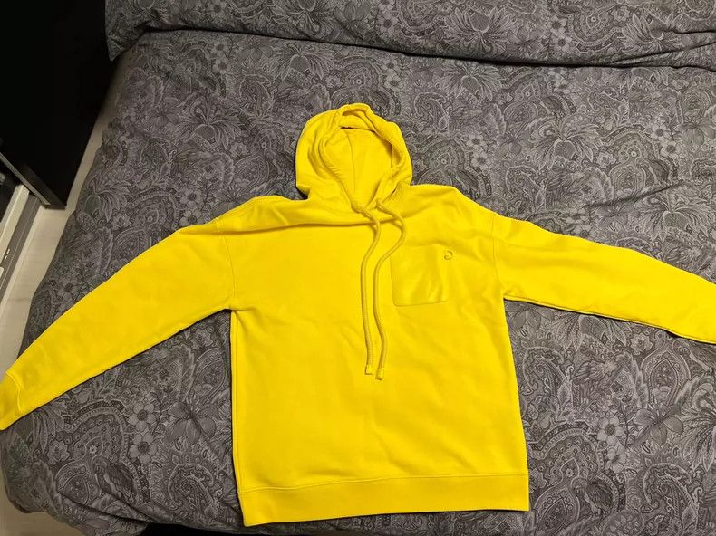 Loewe LOEWE Yellow Logo hoodie Size XS / US 0-2 / IT 36-38 - 1 Thumbnail