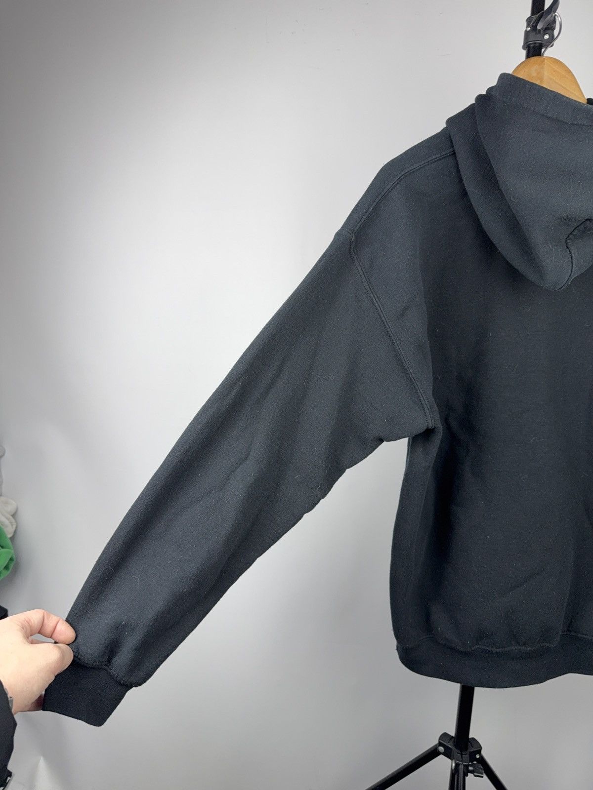 Vintage 00s Friends TV Show Character Quote Graphic Hoodie Gildan Size US M / EU 48-50 / 2 - 14 Thumbnail