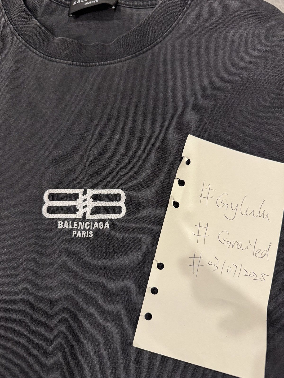 Balenciaga Balenciaga double B logo Tee L Size US L / EU 52-54 / 3 - 5 Thumbnail
