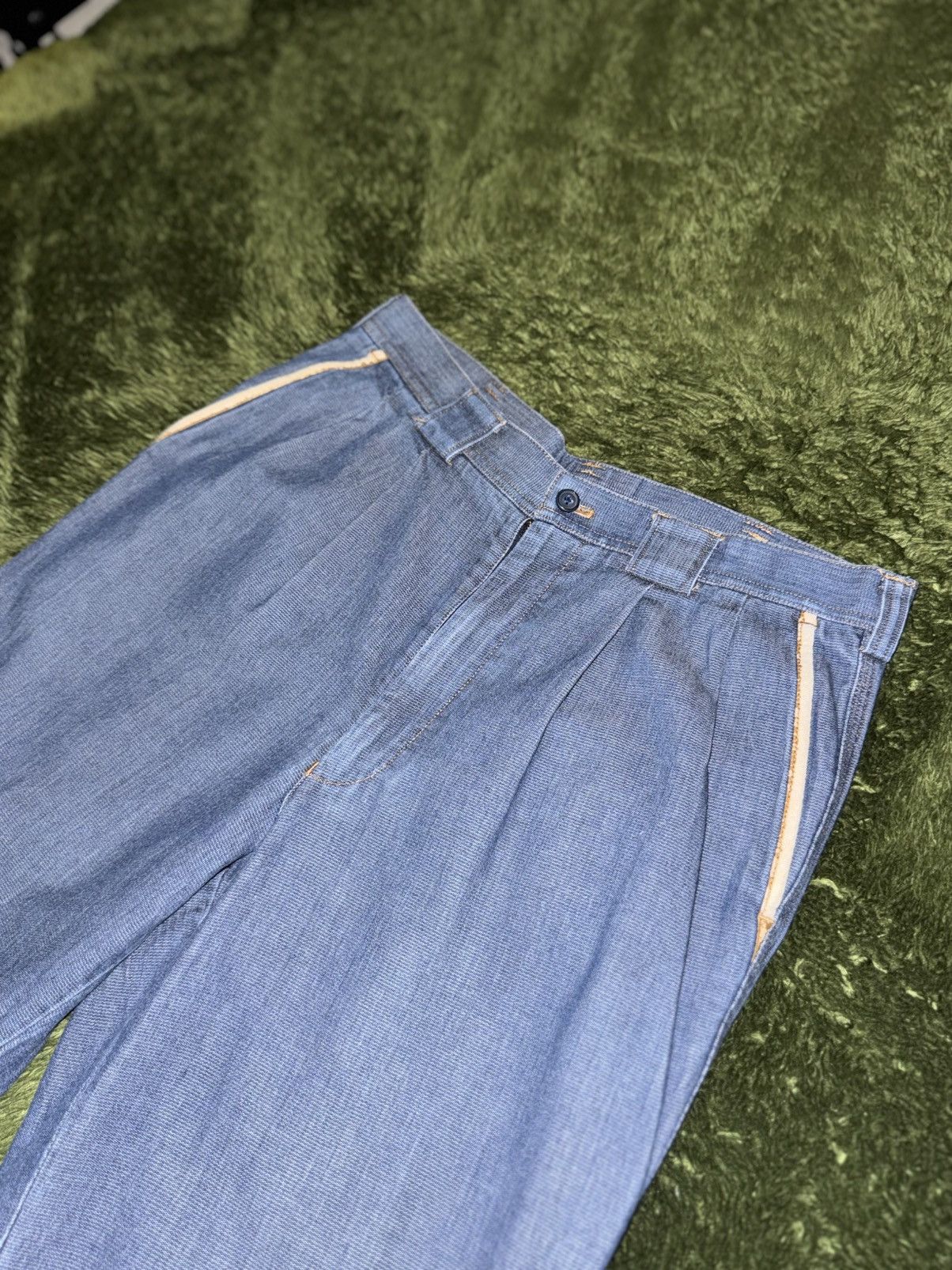 MCM MCM Japan Embroidered Logo Two-Tuck Pocket Pants Size US 32 / EU 48 - 2 Thumbnail