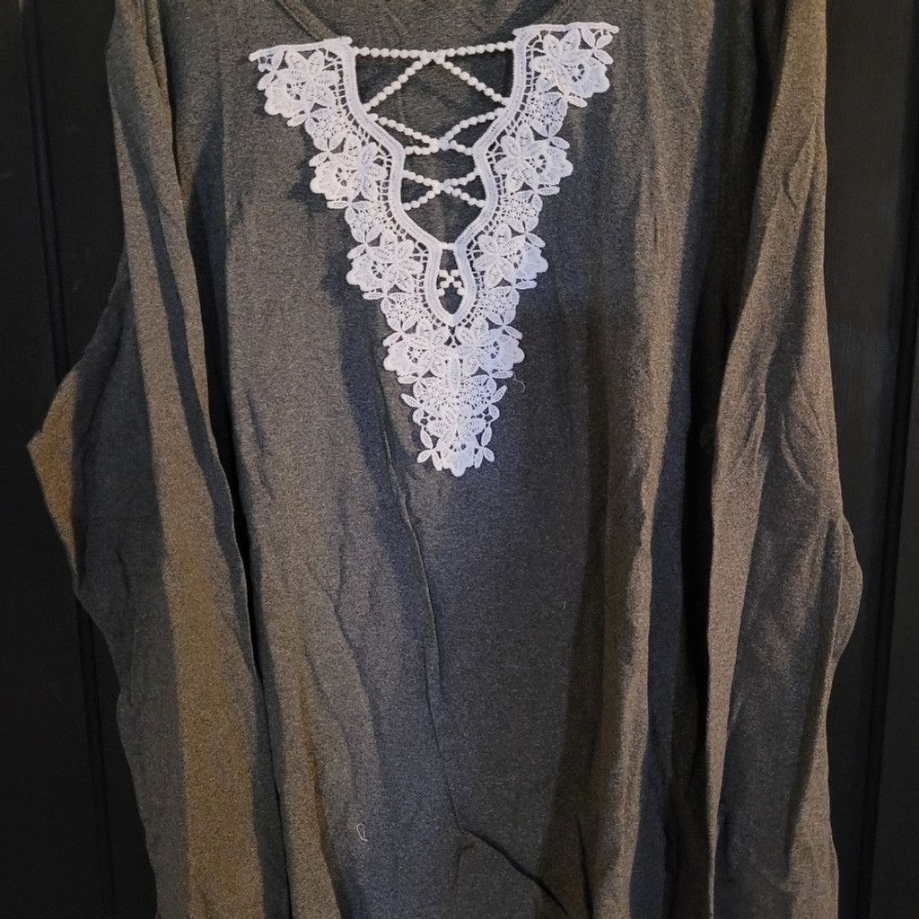 Other Eligante tops, nwot, Gray with white lace, size 2X Size XL / US 12-14 / IT 48-50 - 2 Thumbnail