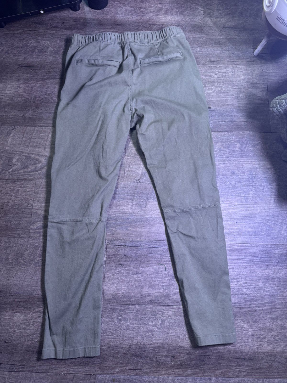 H&M H&M Green Cargo Pants Size US 32 / EU 48 - 5 Thumbnail