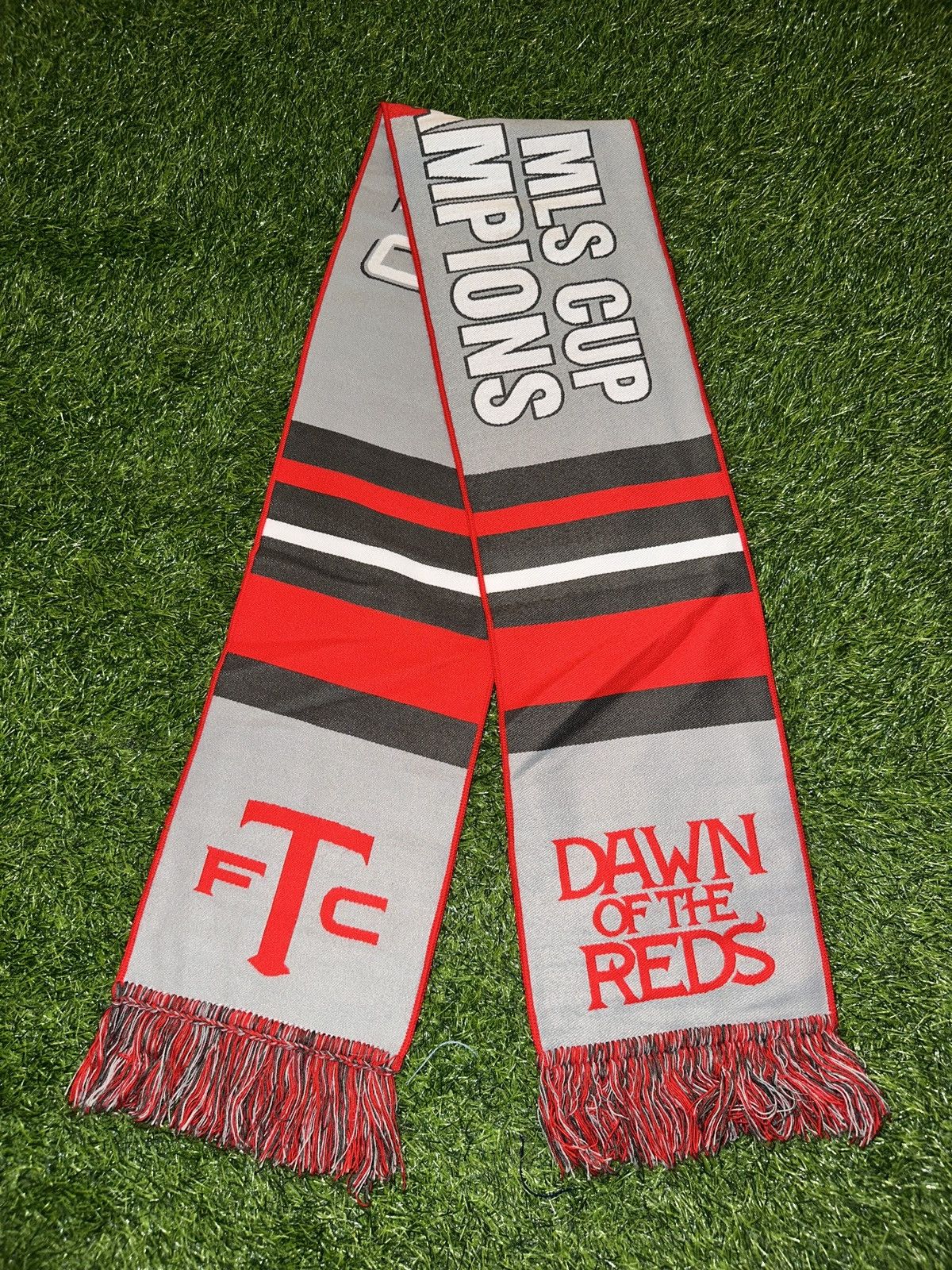 Other Mls toronto fc 2017 mls cup champions soccer scarf Size ONE SIZE - 1 Thumbnail