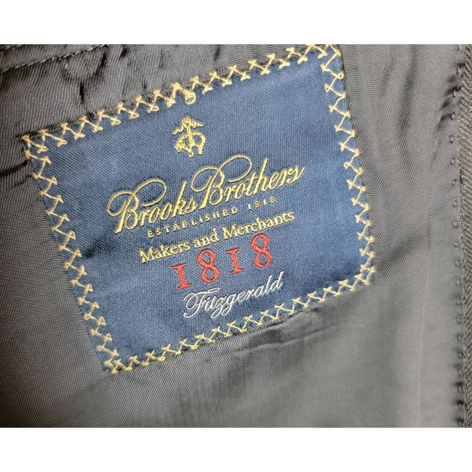 Brooks Brothers Brooks Brothers 1818 Men's Saxxon Fitzgerald Wool Blazer Size 42L - 8 Thumbnail