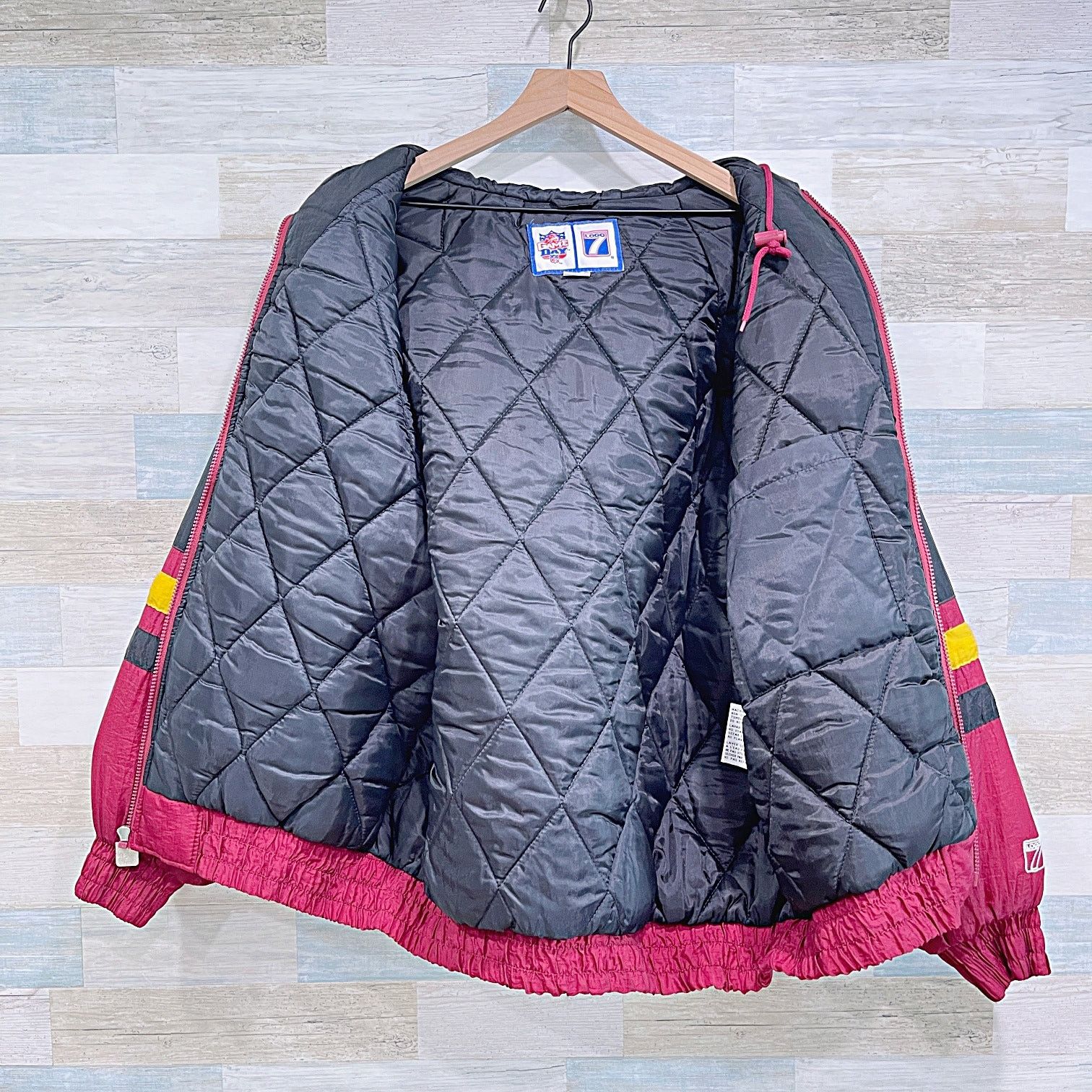 Wilson Washington Redskins VTG Nylon Puffer Jacket Embroidered L Size US L / EU 52-54 / 3 - 5 Thumbnail