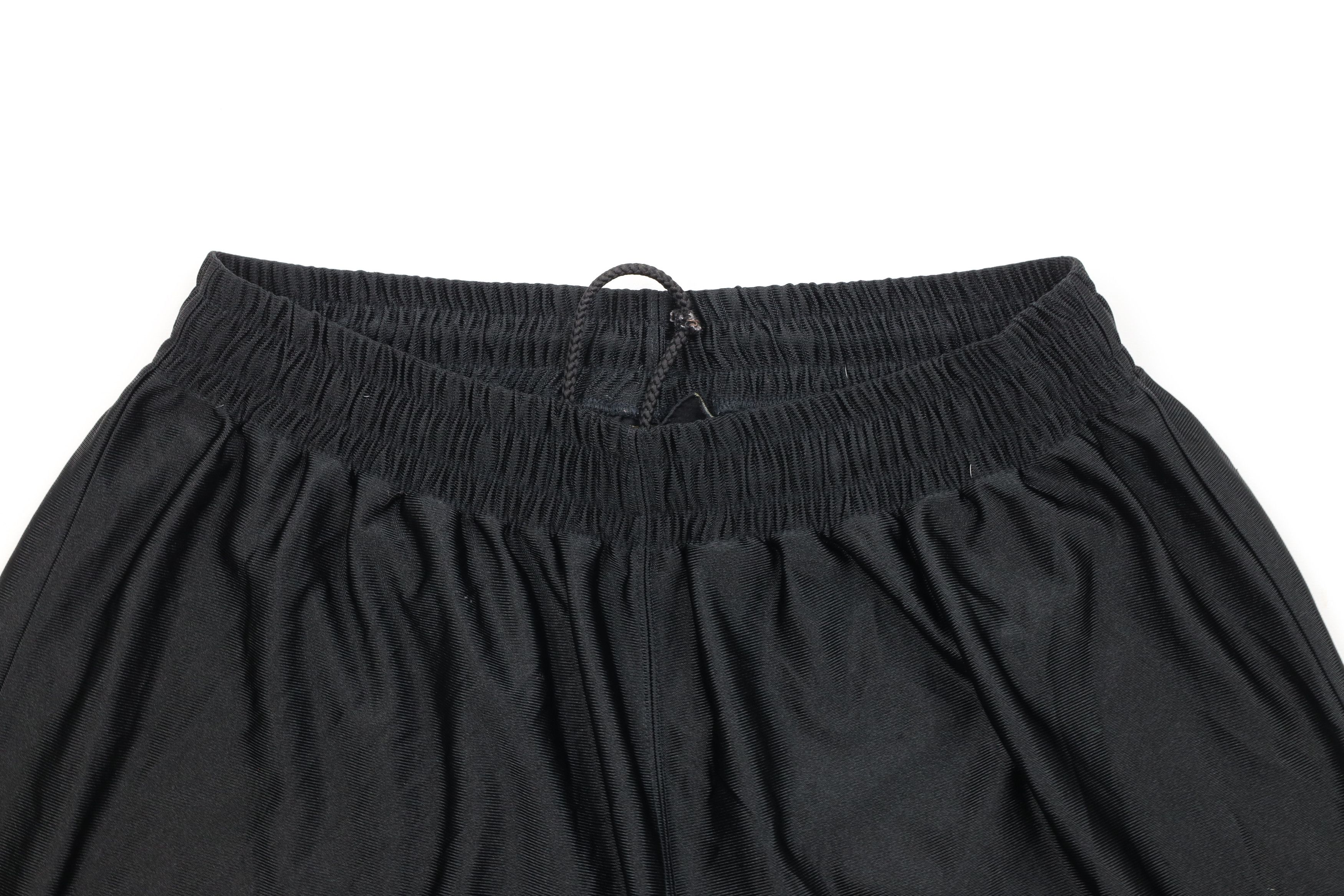 Vintage Vintage 90s Streetwear Above Knee Silky Basketball Shorts Size US 34 / EU 50 - 2 Thumbnail