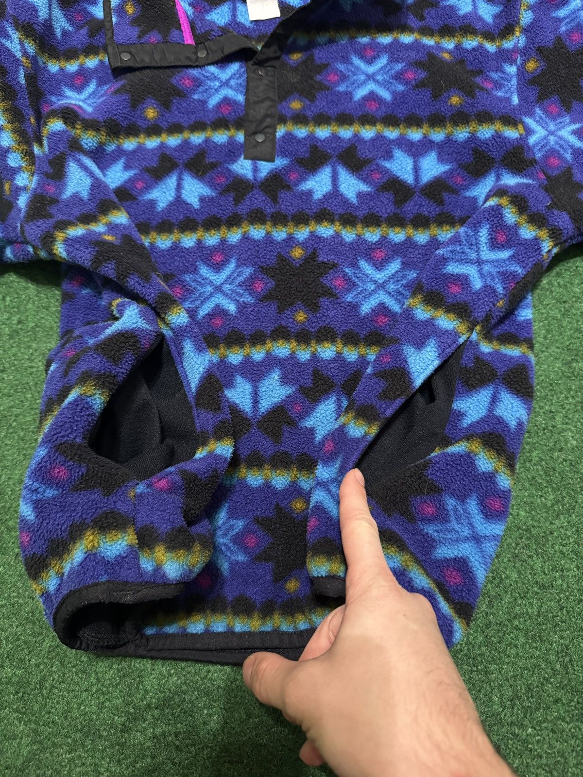 L.L. Bean Vintage L.L. Bean Aztec Snowflake Fleece Synchila Sweatshirt Size S / US 4 / IT 40 - 5 Thumbnail