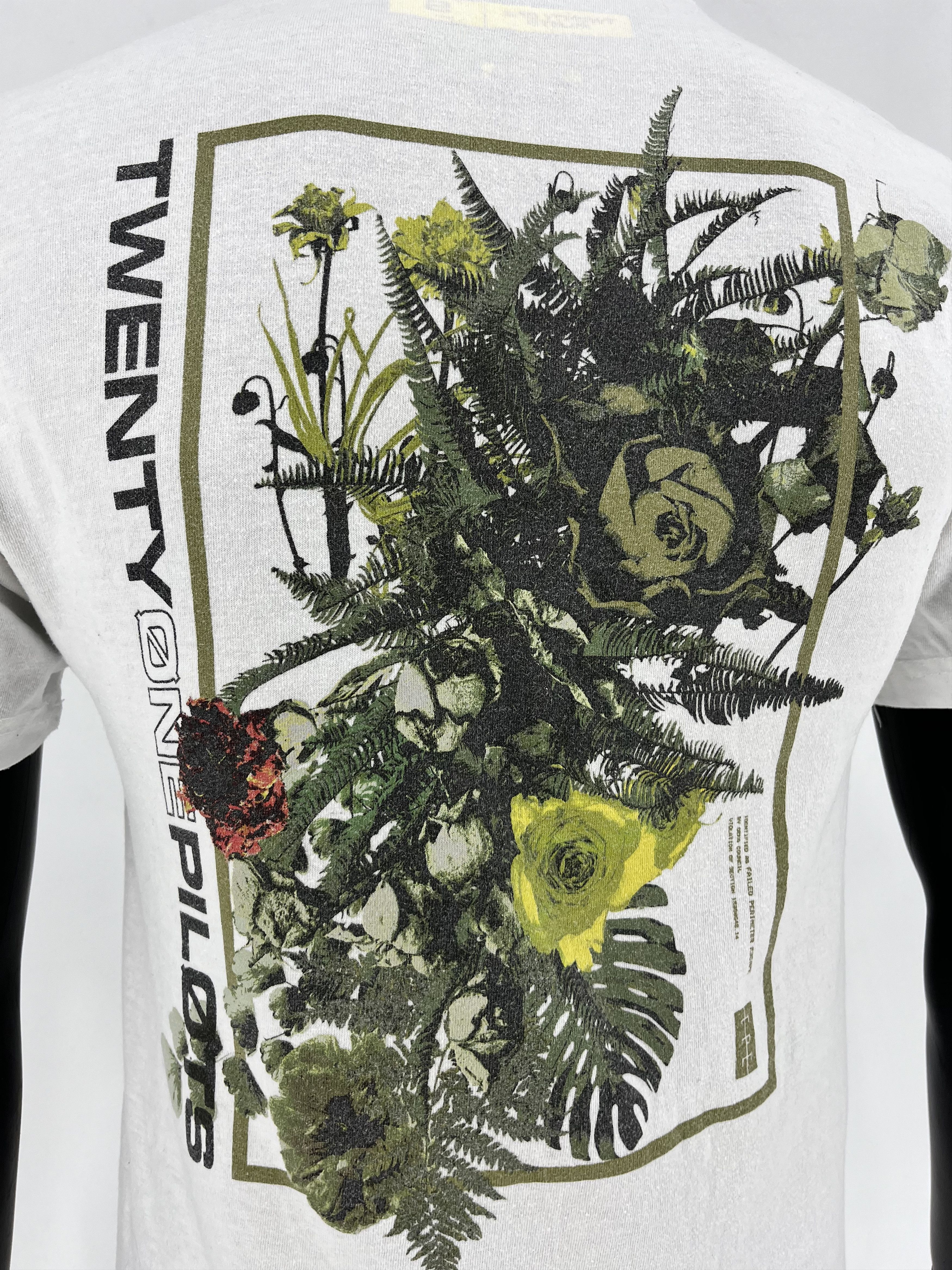 Band Tees × Vintage Vintage Y2K Twenty One Pilots Cult Rock Band Tee Size US S / EU 44-46 / 1 - 10 Thumbnail