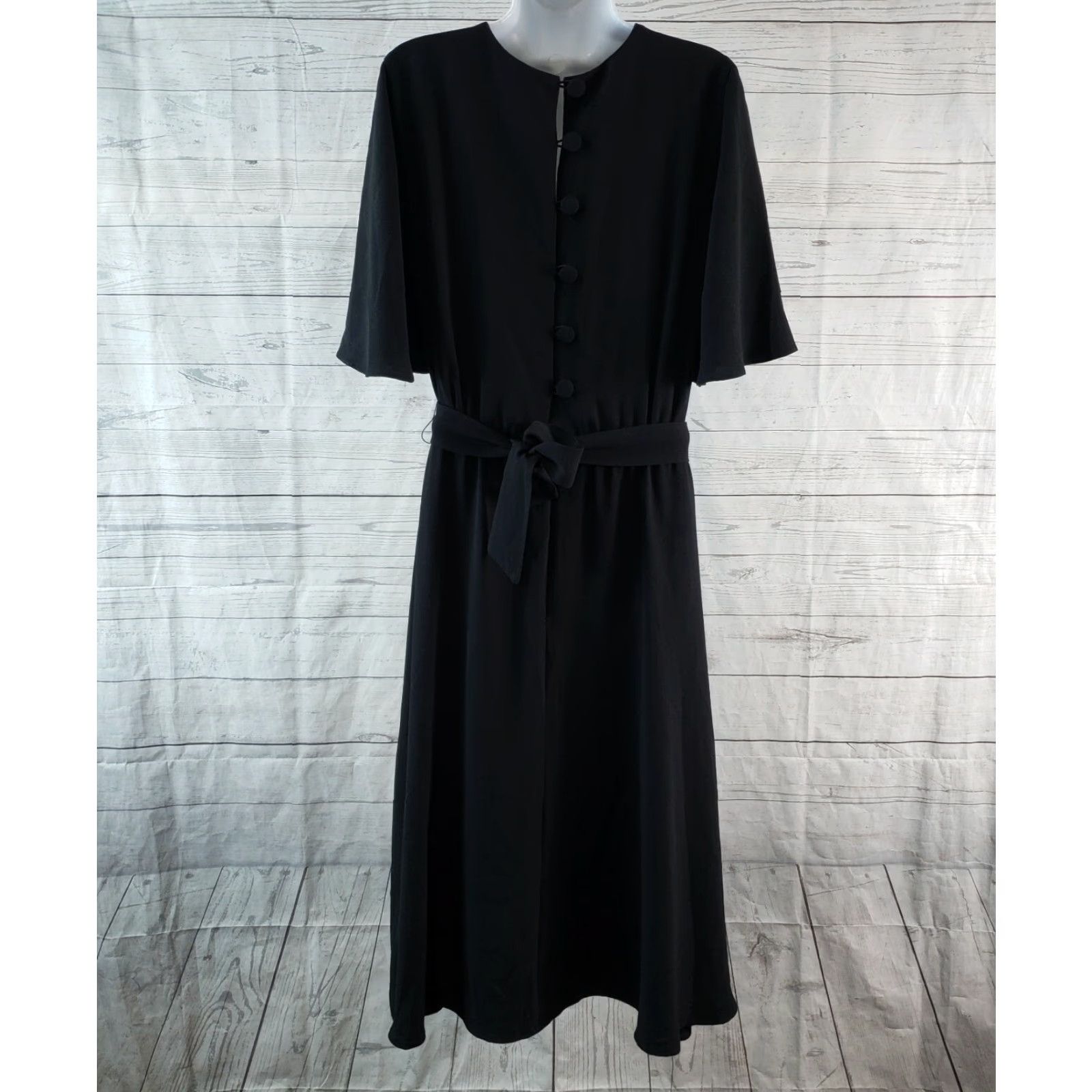 Dress the Population Dress The Population Lydia Midi Dress Sz M Solid Black V-Neck Short Sleeve Button Polyester Dress Womens Size M / US 6-8 / IT 42-44 - 3 Thumbnail