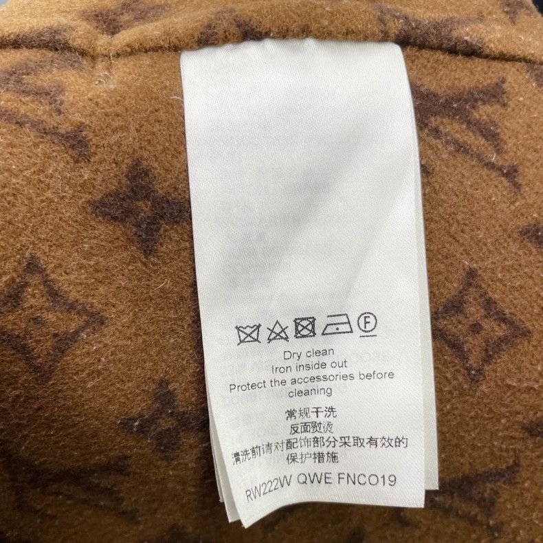Louis Vuitton Louis Vuitton Solid Logo lace-up coat 2504-Nextarrow Size XS / US 0-2 / IT 36-38 - 6 Thumbnail