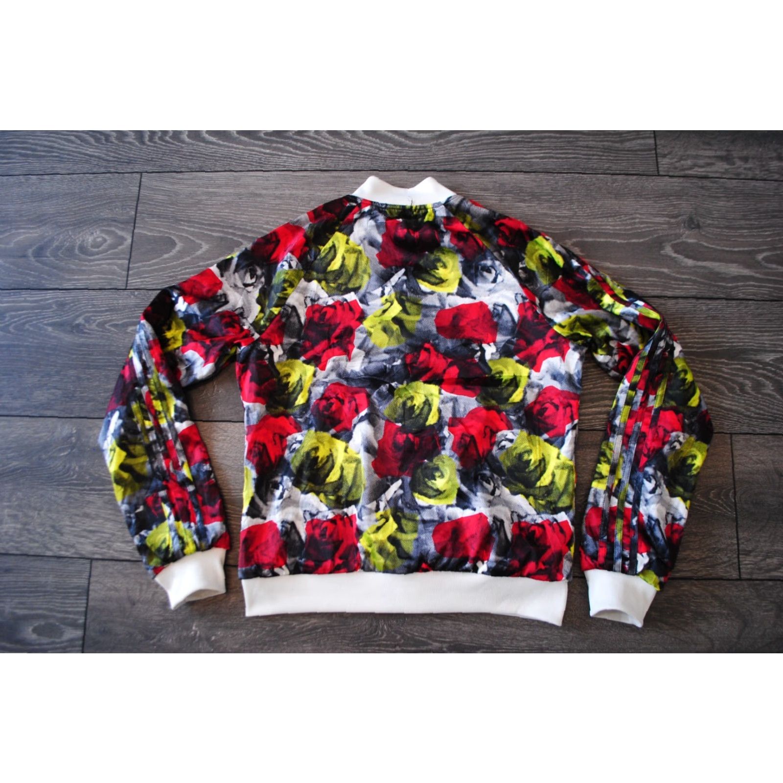 Adidas ADIDAS WOMENS STREETWEAR TRACK JACKET MULTICOLOUR FLOWERS TWO SIDED TOP JACKET Size S / US 4 / IT 40 - 4 Thumbnail