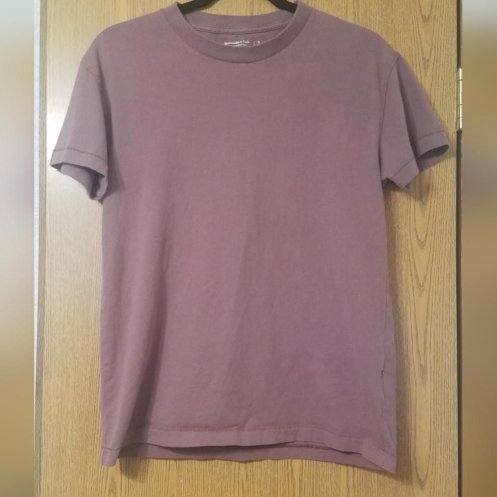 Abercrombie & Fitch Abercrombie & Fitch T Shirt Size Small Size US S / EU 44-46 / 1 - 1 Thumbnail